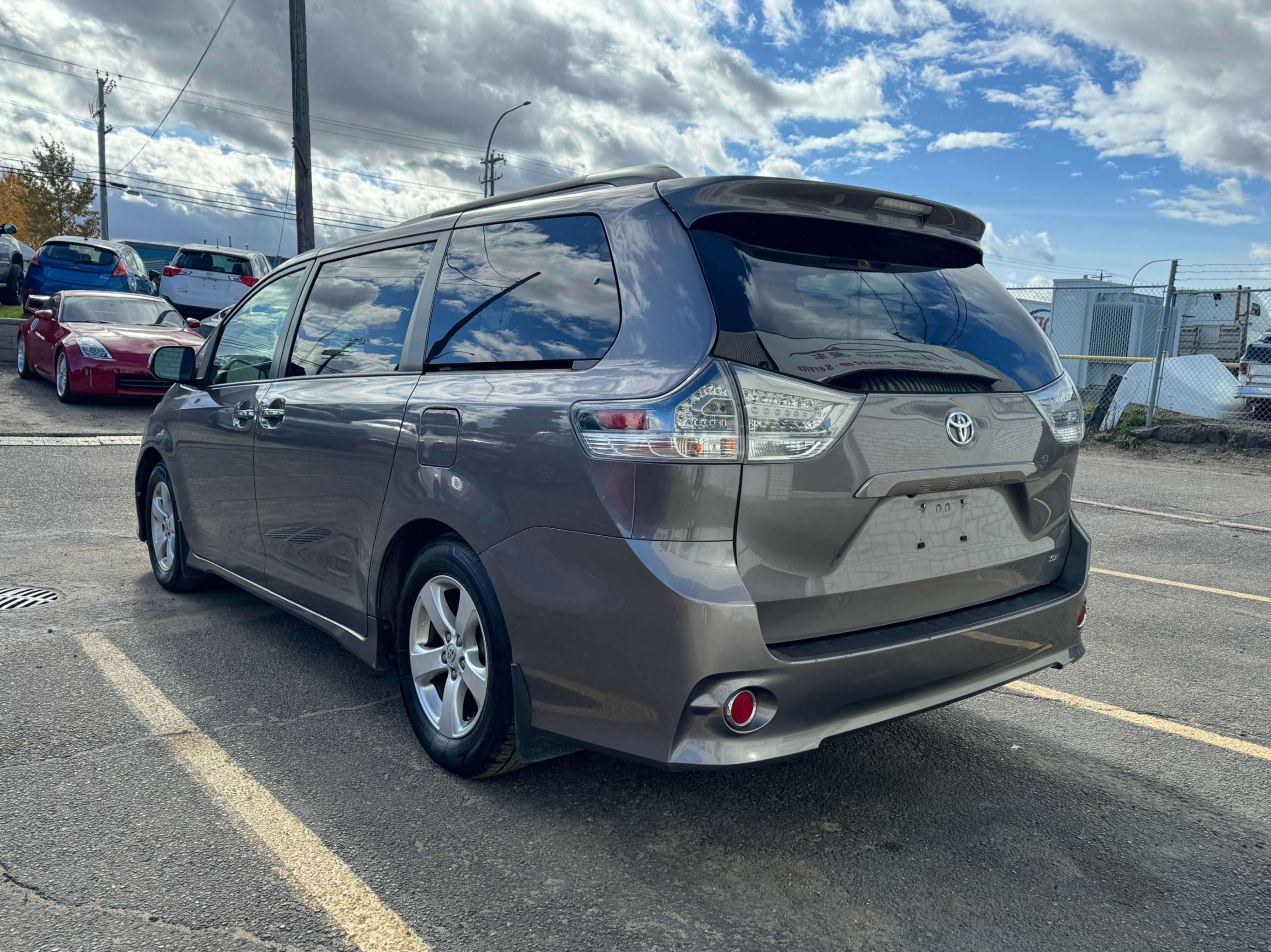 /aiautogroup/2016-Toyota-Sienna-1434280549944893.jpg