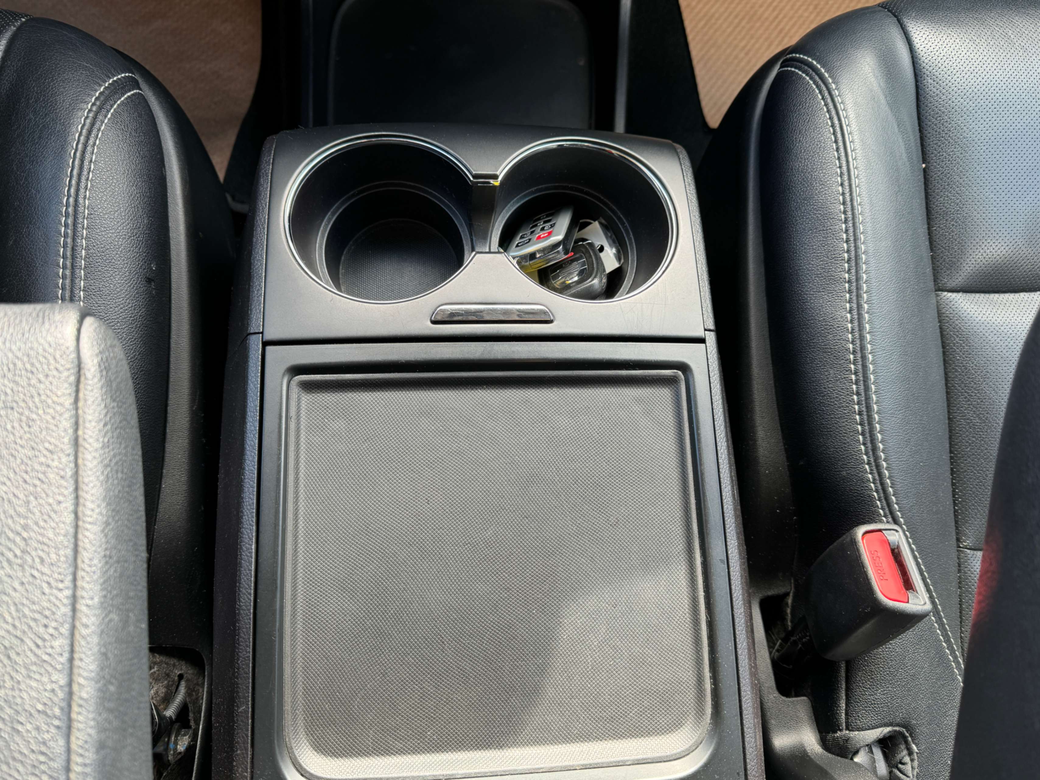 /aiautogroup/2016-Toyota-Sienna-40594257505754383.jpg