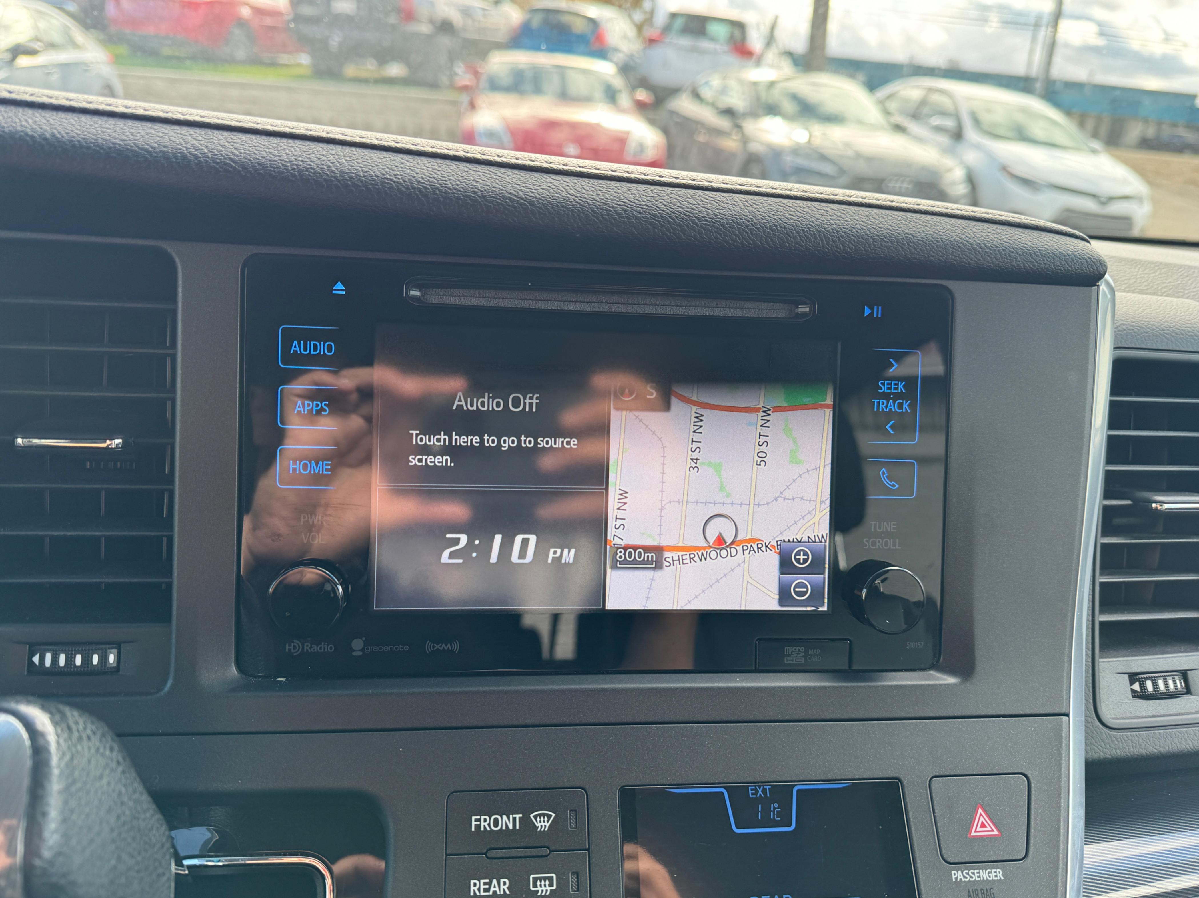 /aiautogroup/2016-Toyota-Sienna-8249897476783536.jpg