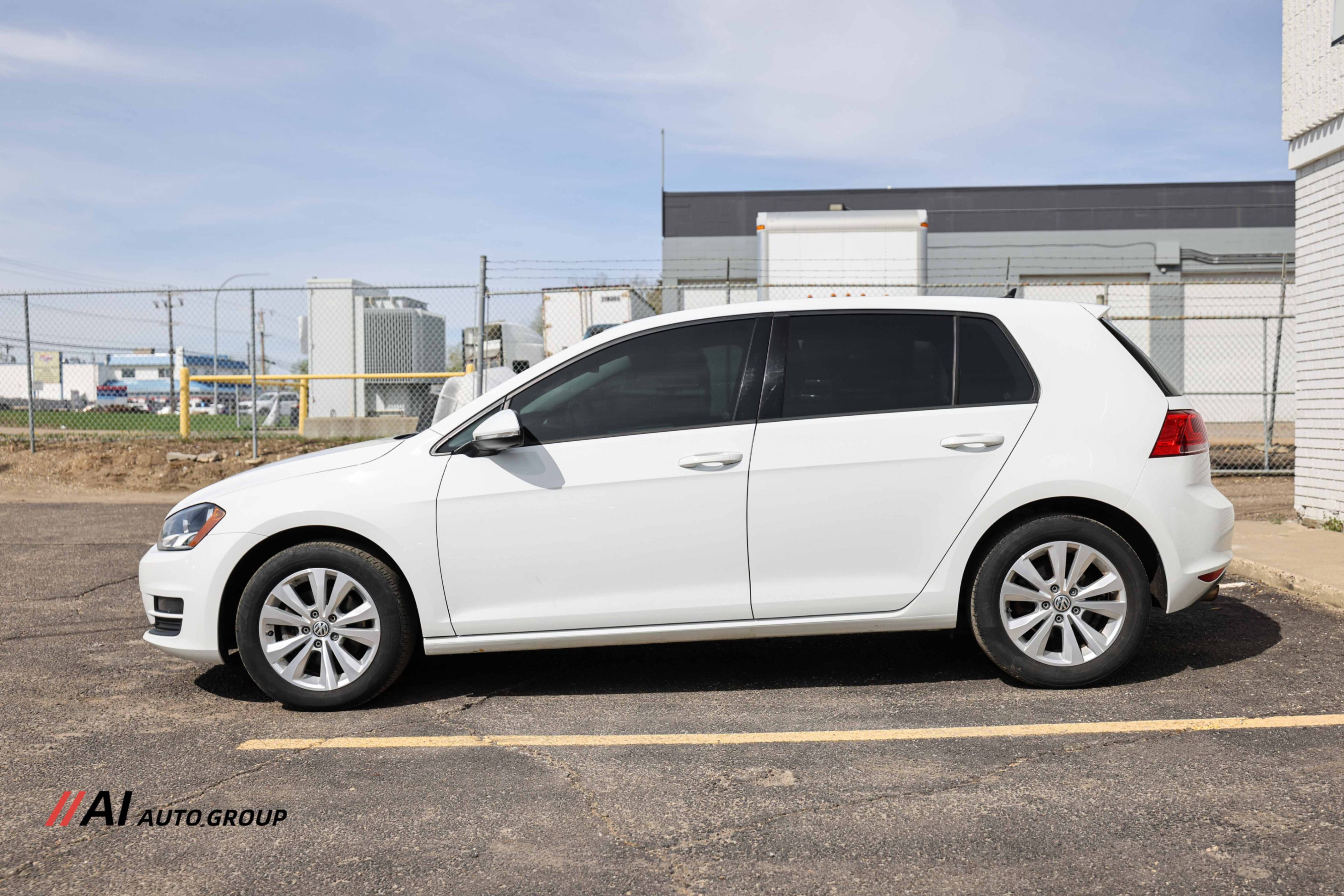 /aiautogroup/2016-Volkswagen-Golf-42704367467416415.jpg