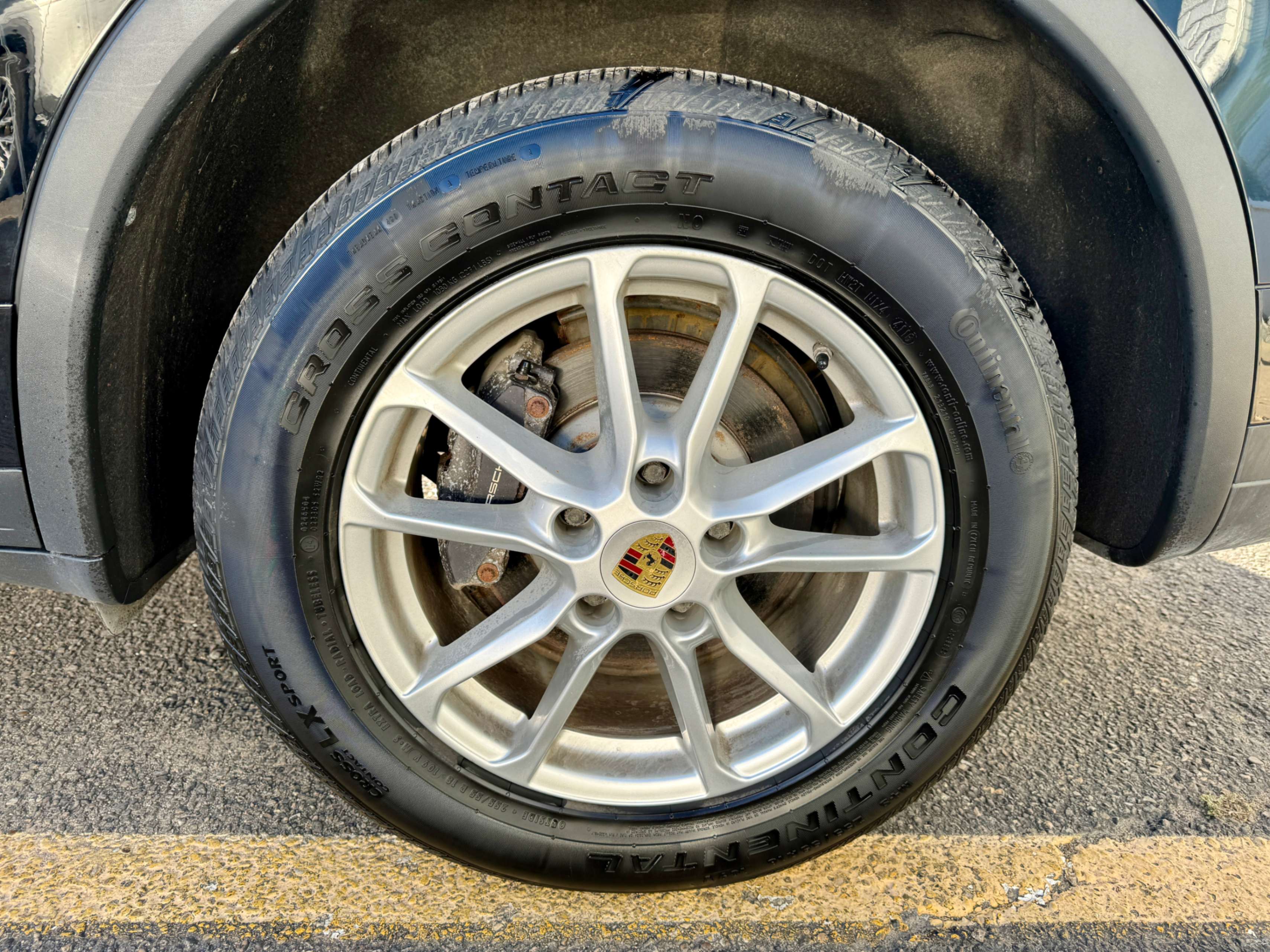/aiautogroup/2017-Porsche-Cayenne-06734236982232789.jpg