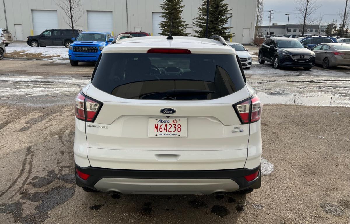 /aiautogroup/2018-Ford-Escape-3394527430220382.jpg