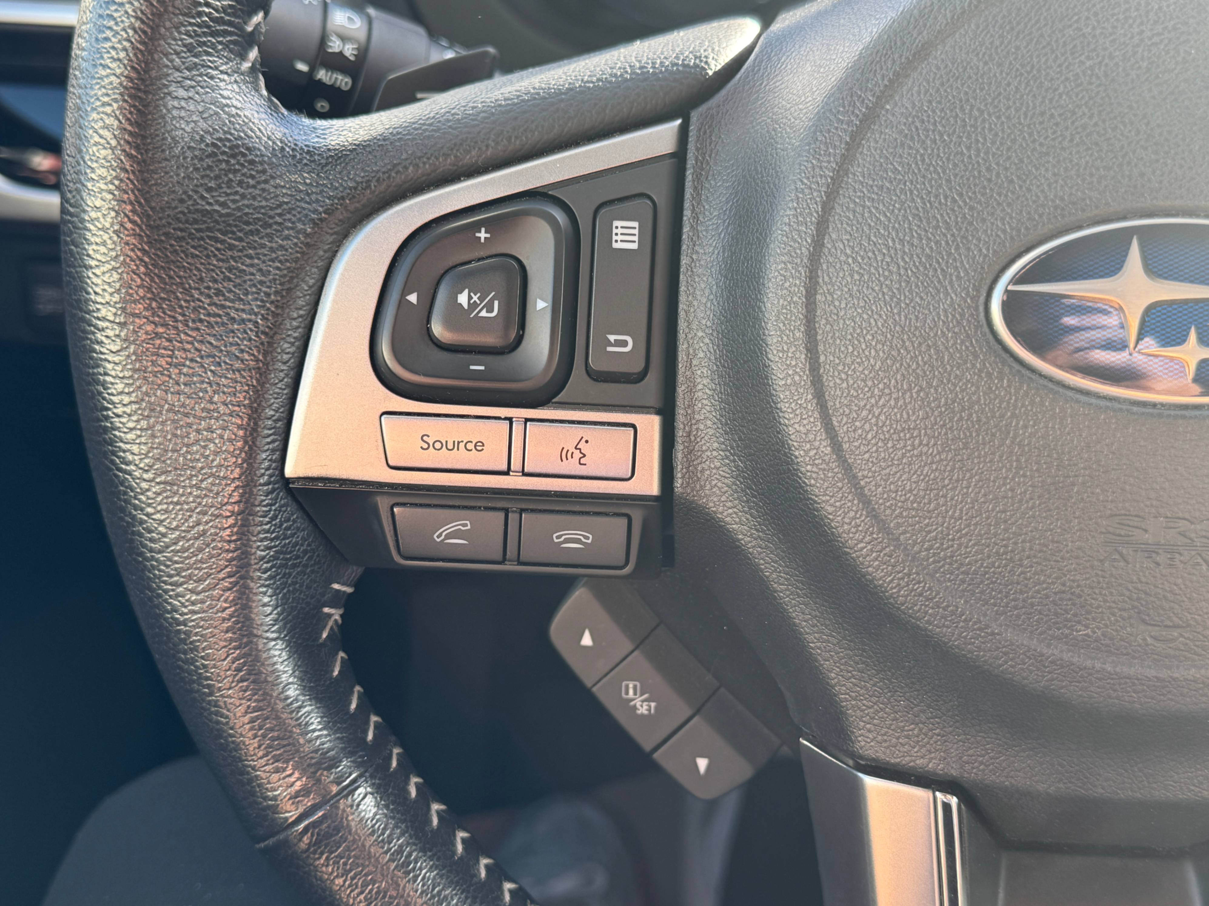 /aiautogroup/2018-Subaru-Forester-42306822513263564.jpg