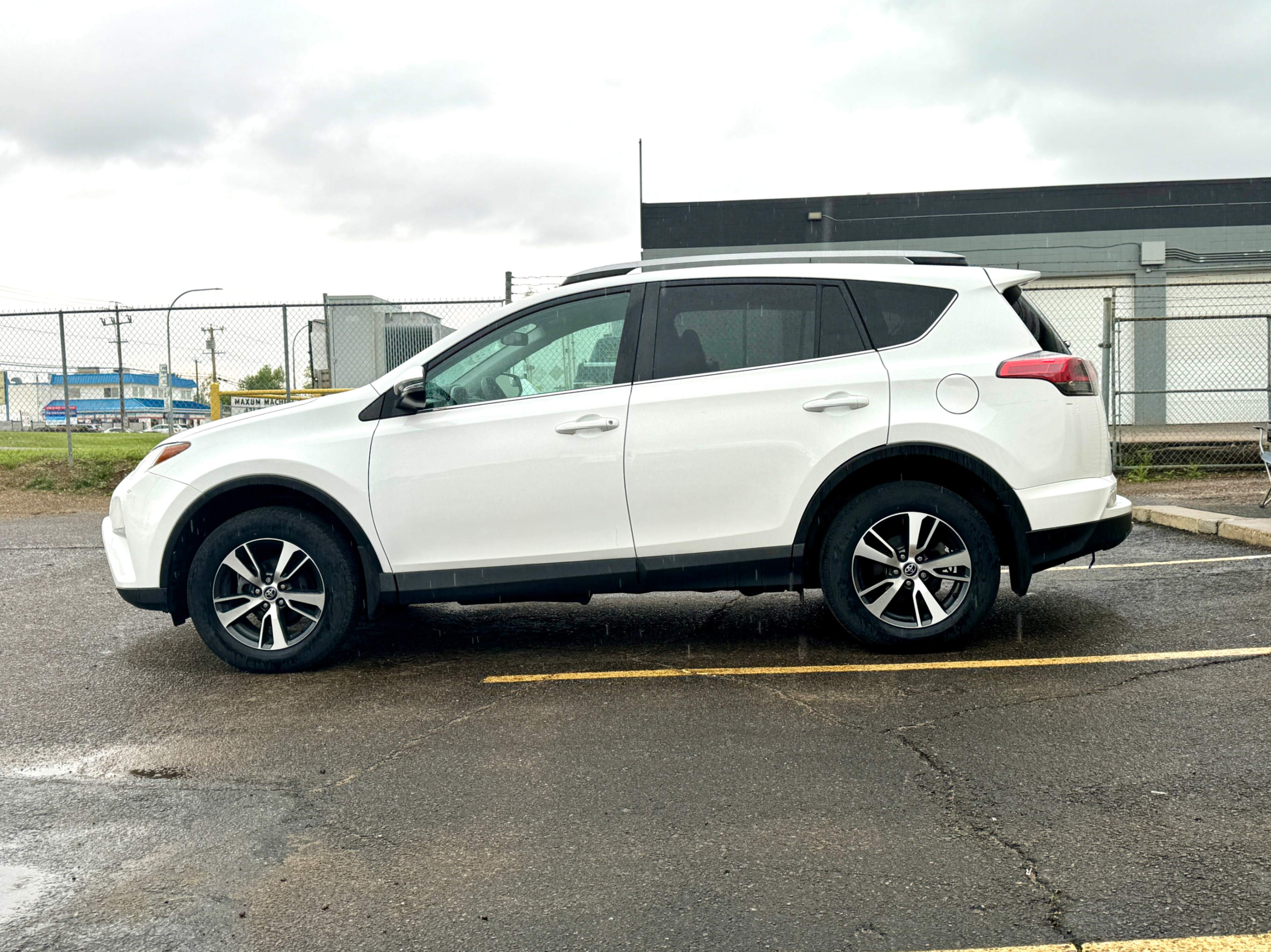 /aiautogroup/2018-Toyota-RAV4-2489150523456991.jpg