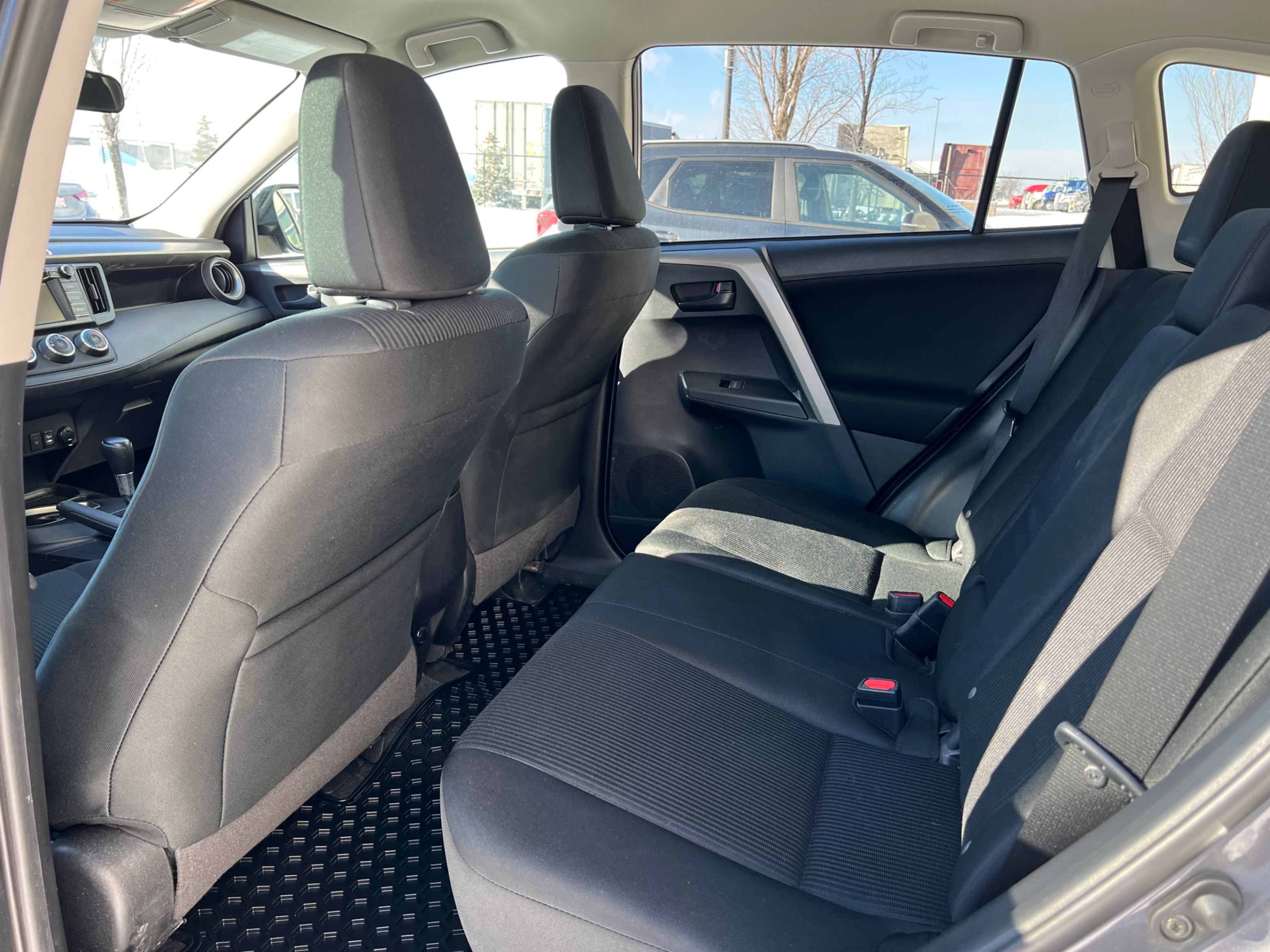 /aiautogroup/2018-Toyota-RAV4-6343508551336938.jpg