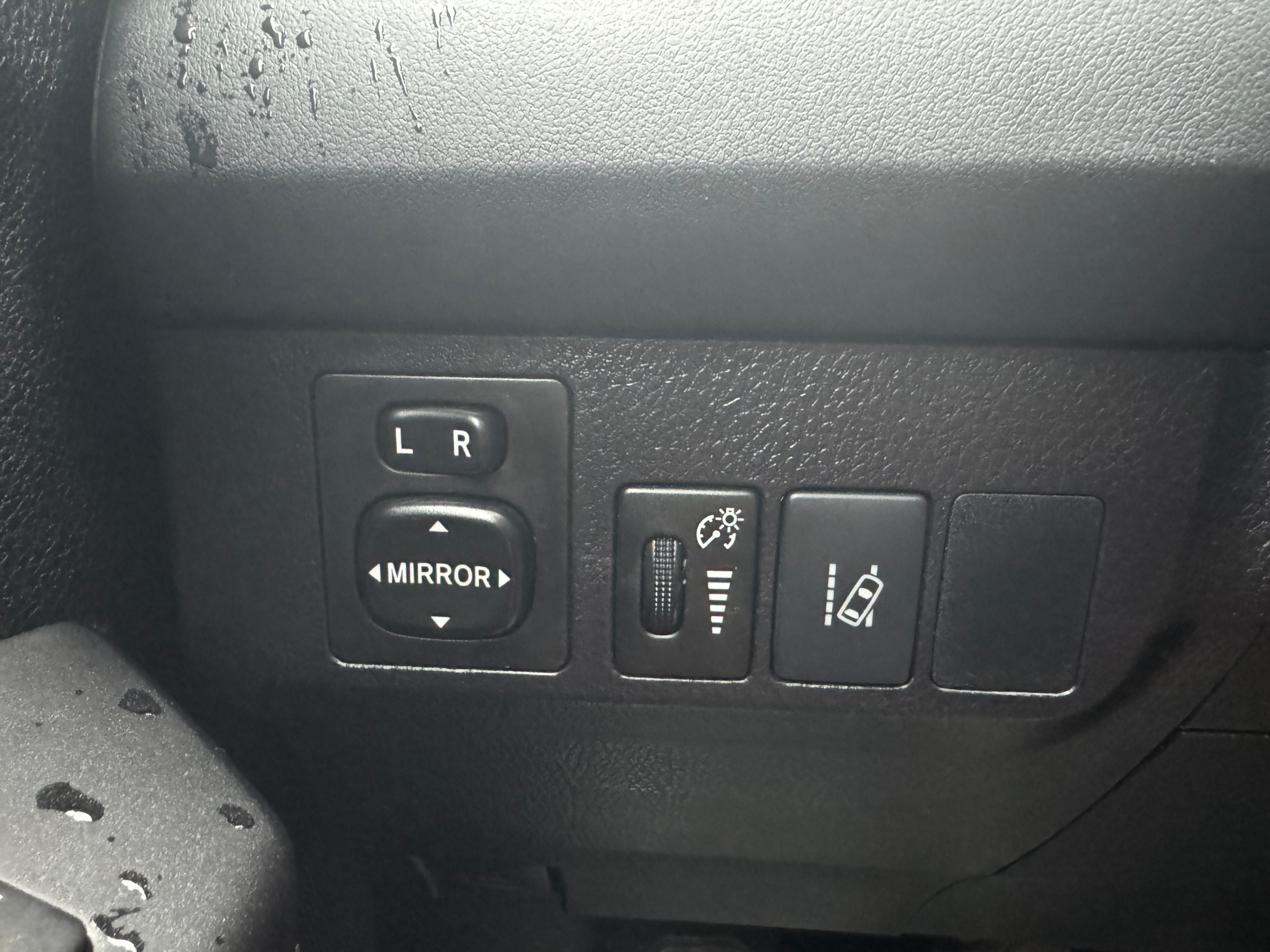 /aiautogroup/2018-Toyota-RAV4-6630365233849367.jpg