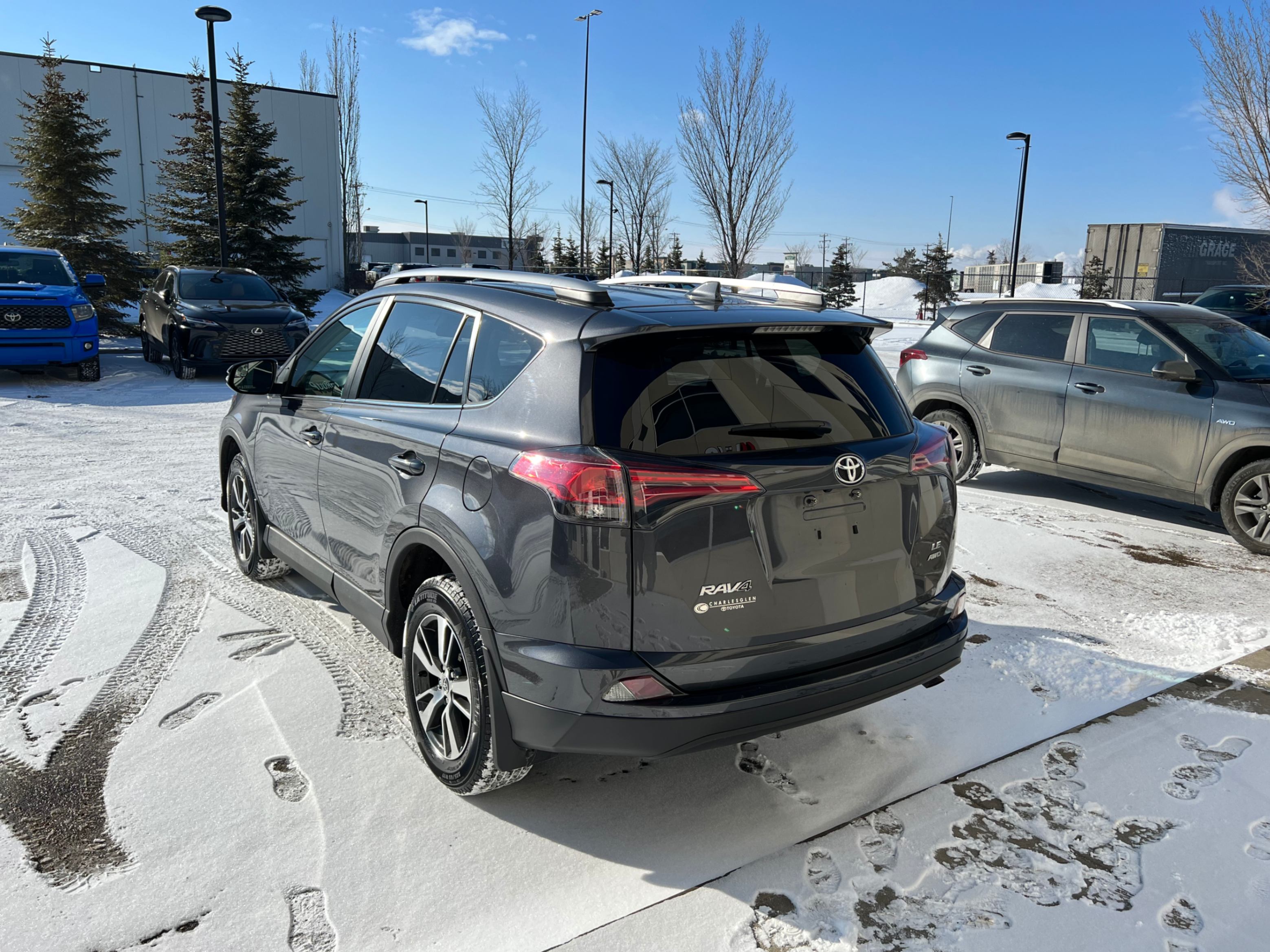 /aiautogroup/2018-Toyota-RAV4-7008815054185435.jpg