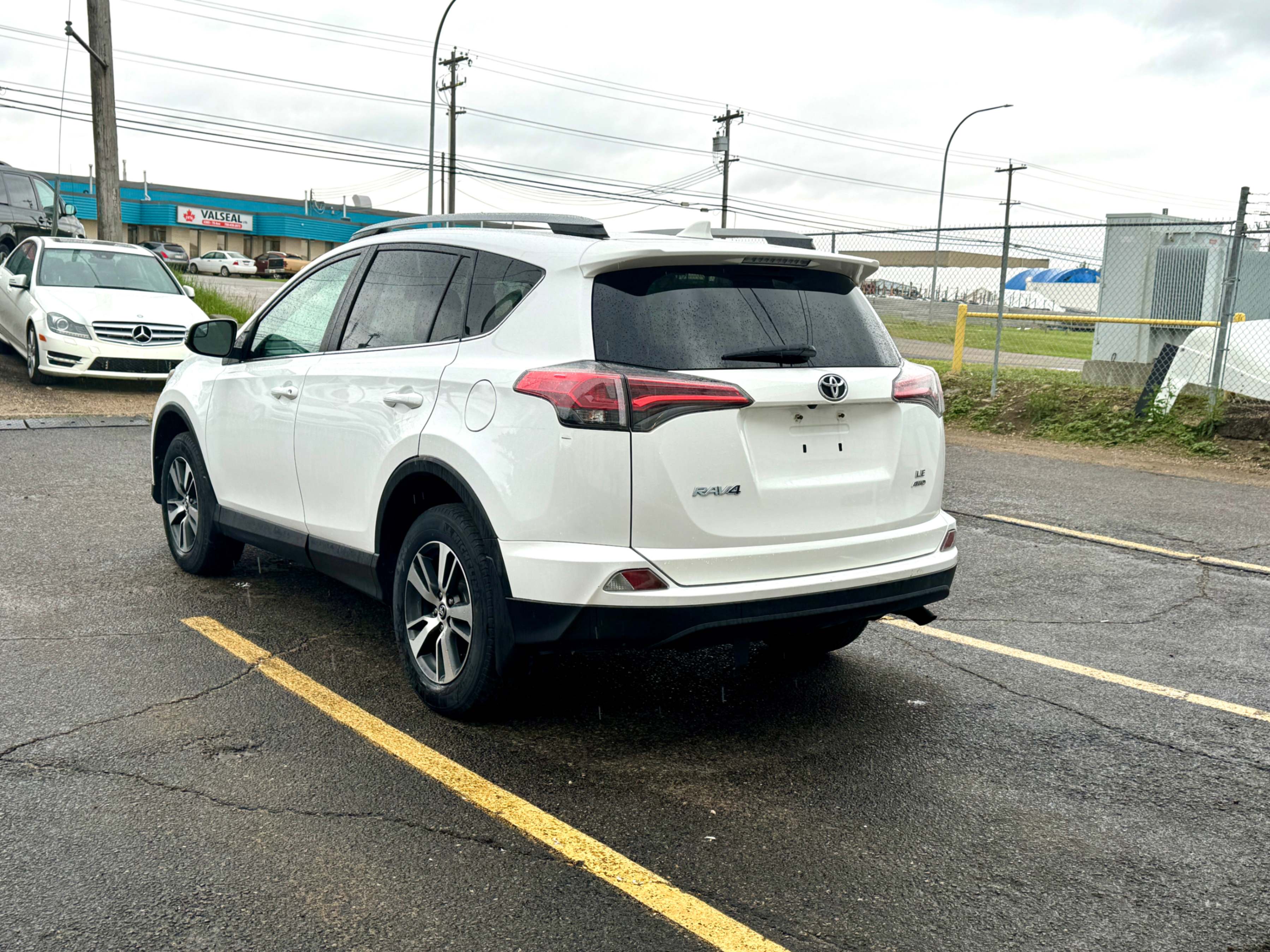 /aiautogroup/2018-Toyota-RAV4-7316500593620789.jpg
