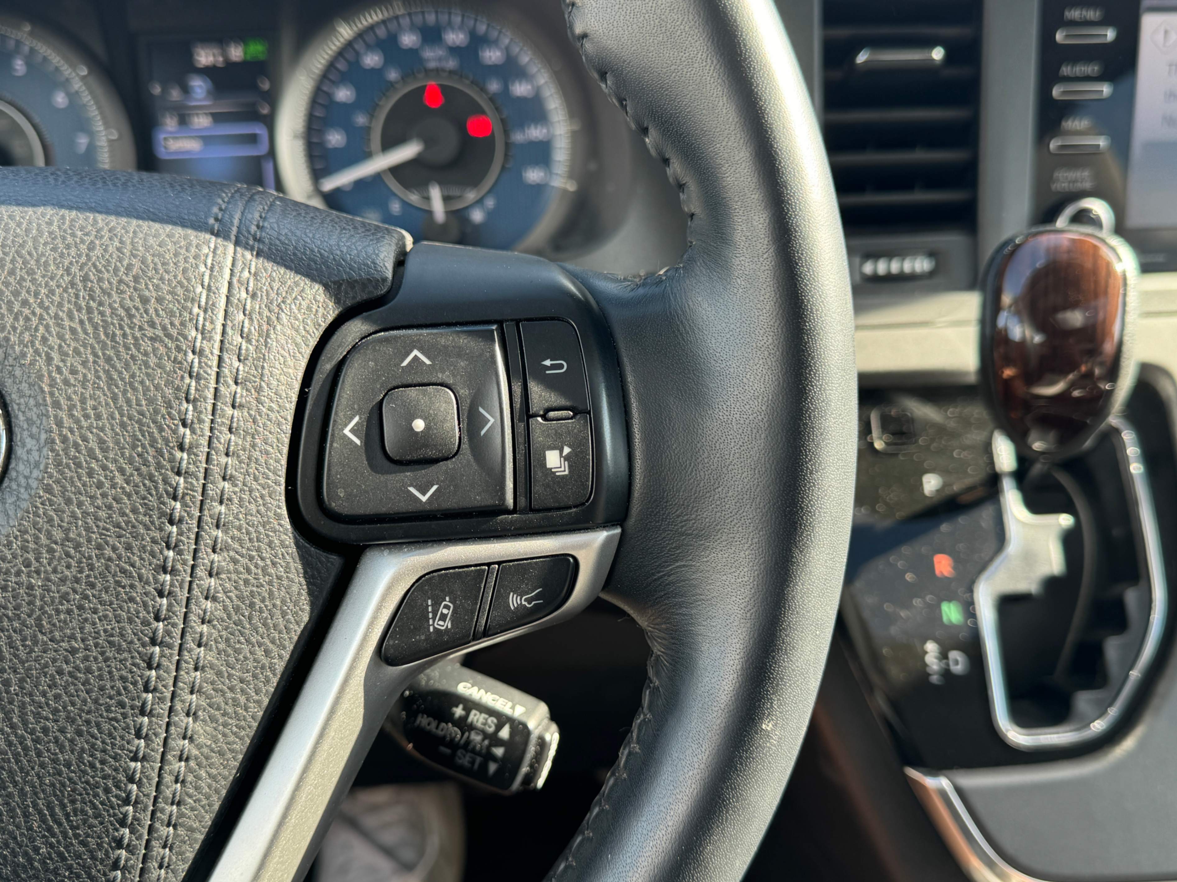 /aiautogroup/2018-Toyota-Sienna-13667945568048356.jpg
