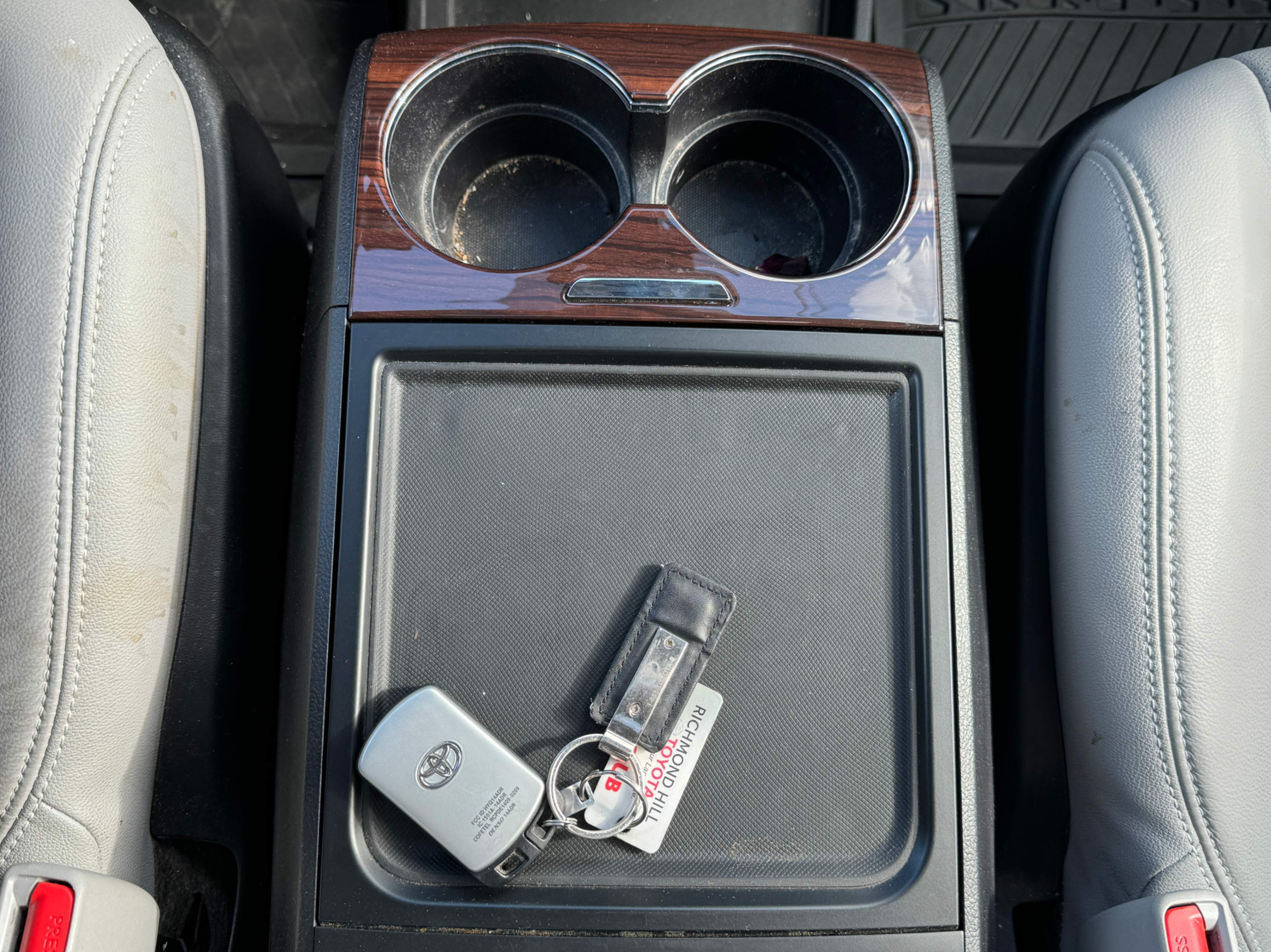/aiautogroup/2018-Toyota-Sienna-223878702449402.jpg