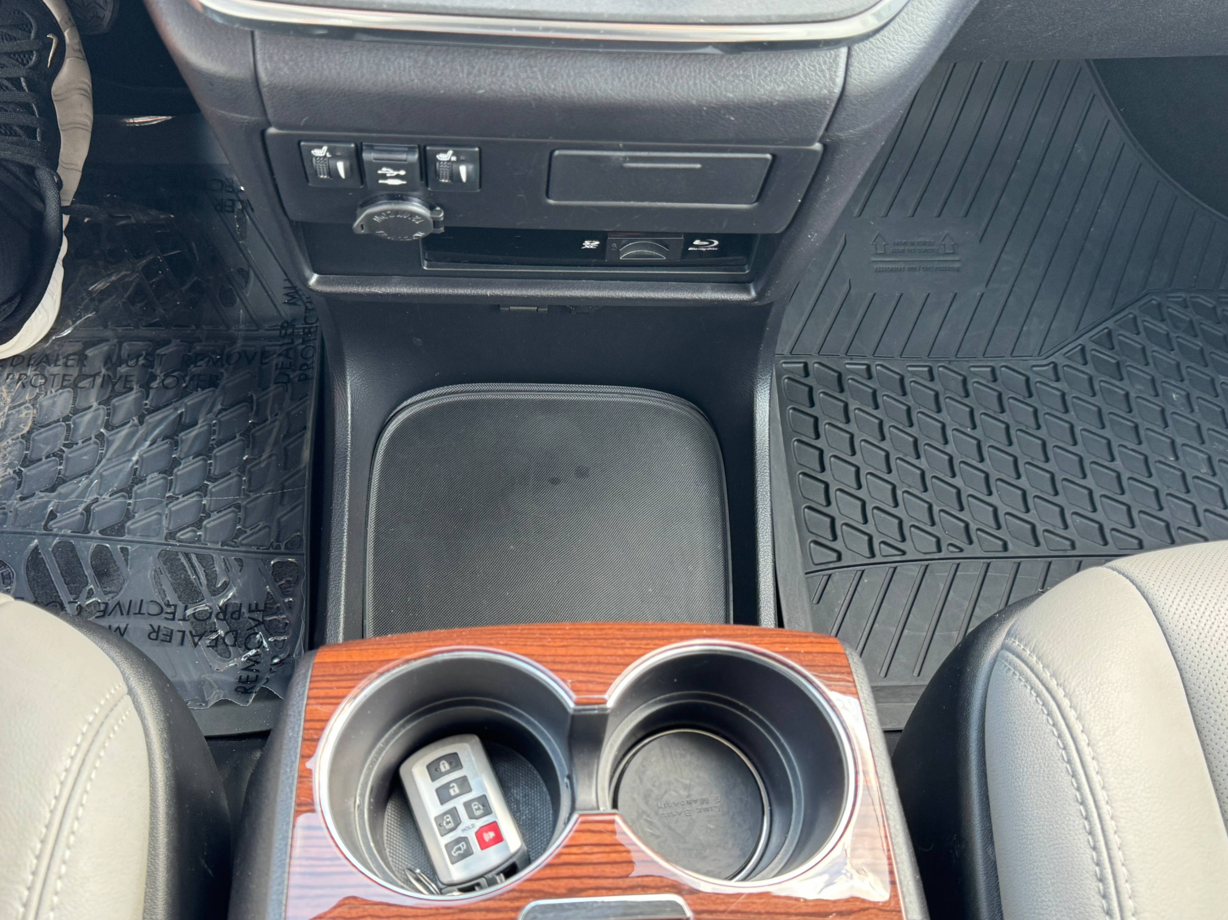 /aiautogroup/2018-Toyota-Sienna-5549216243358324.jpg