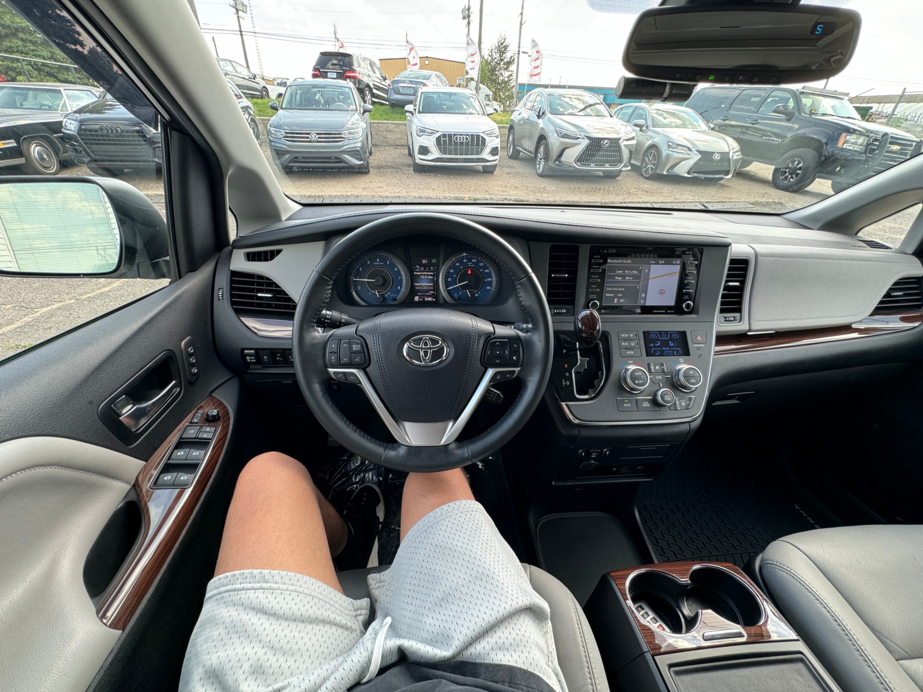 /aiautogroup/2018-Toyota-Sienna-7965068880435948.jpg