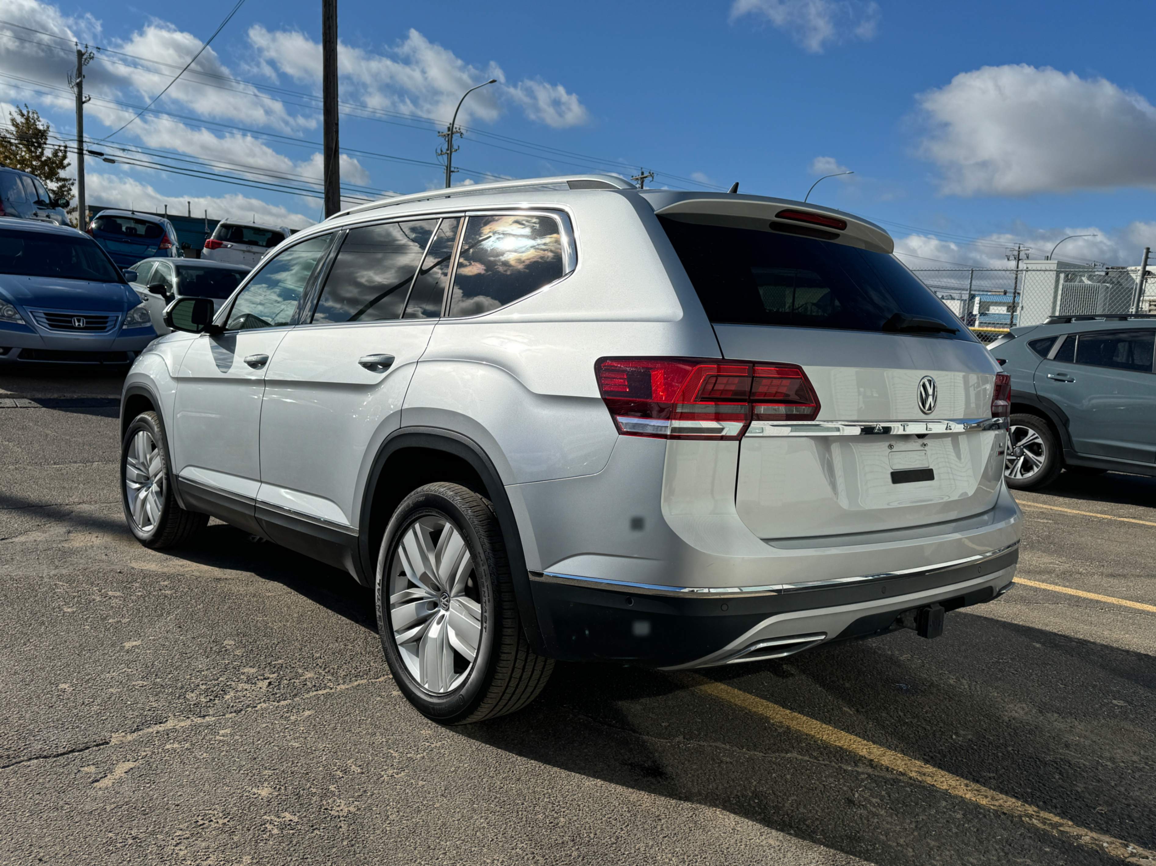 /aiautogroup/2018-Volkswagen-Atlas-5609427483175453.jpg
