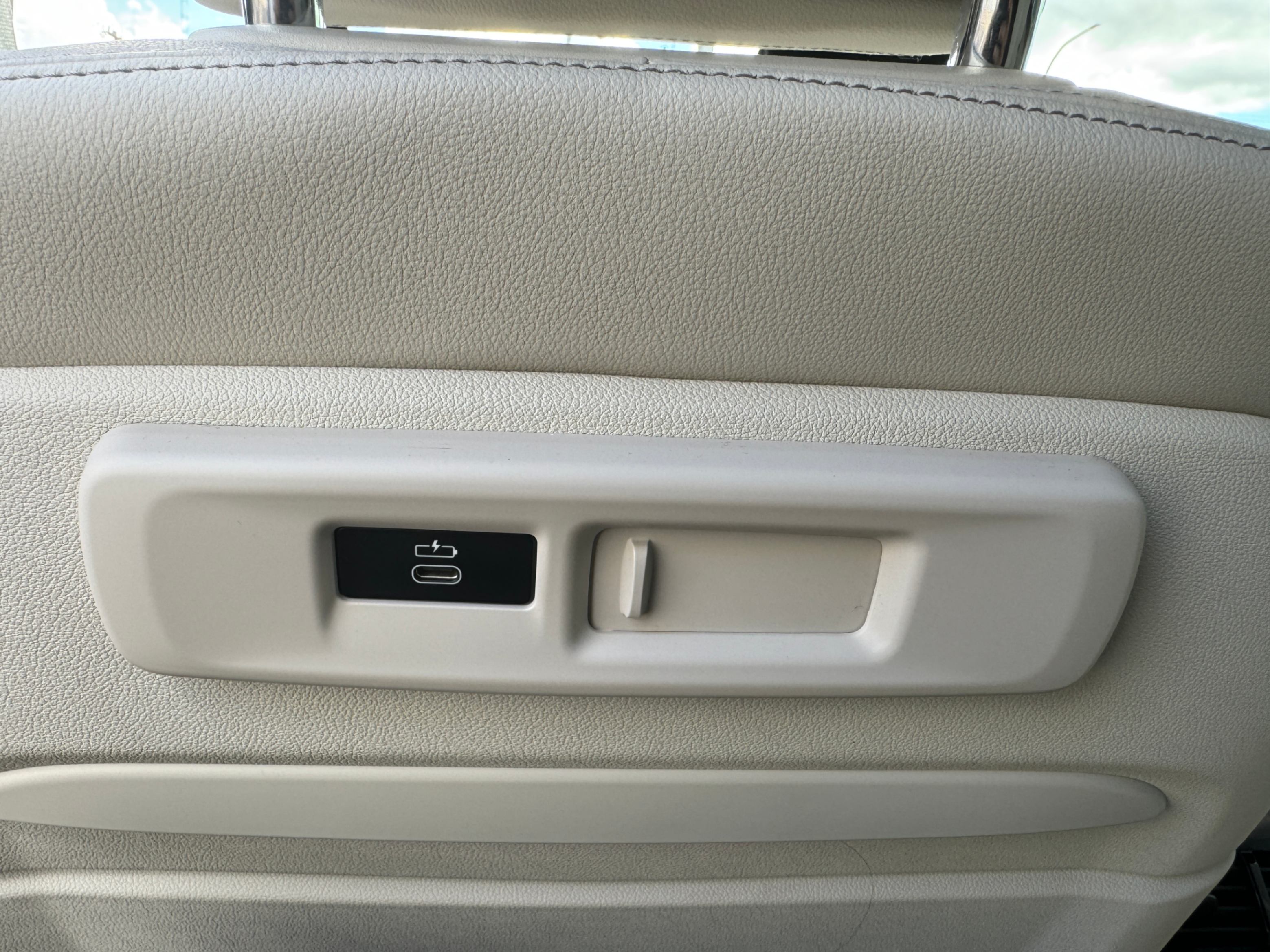 /aiautogroup/2019-BMW-X5-1748967584740444.jpg