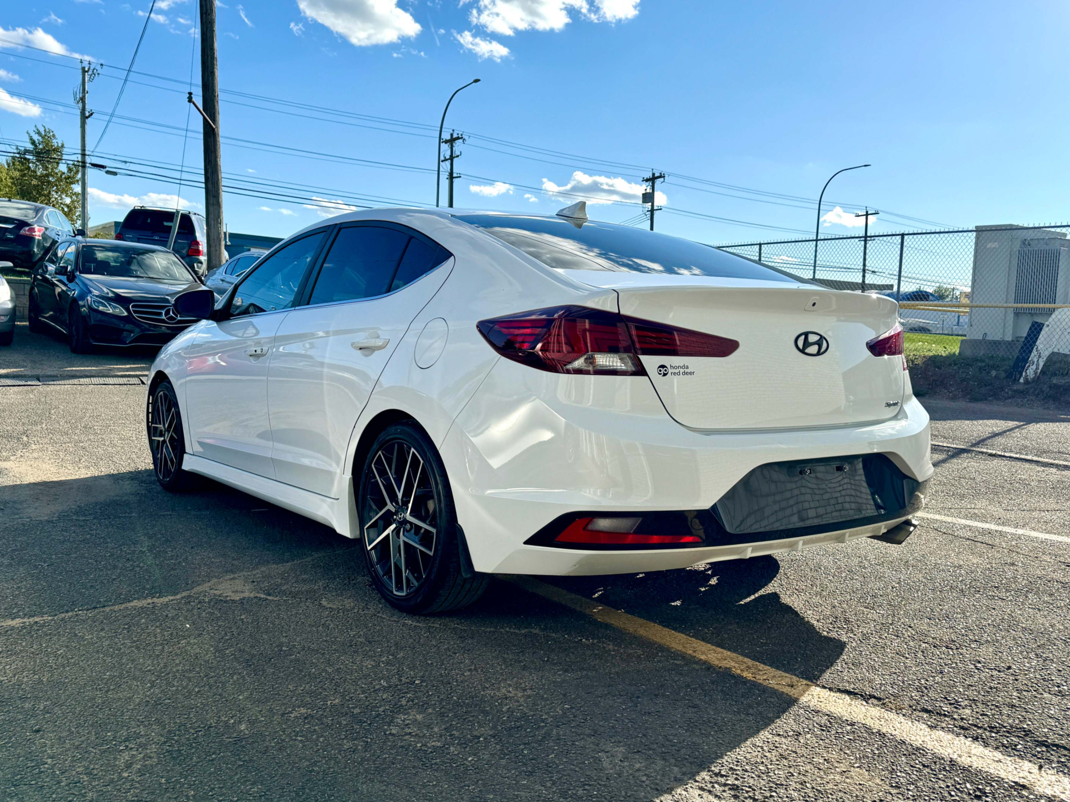 /aiautogroup/2019-Hyundai-Elantra-1765687954207198.jpg