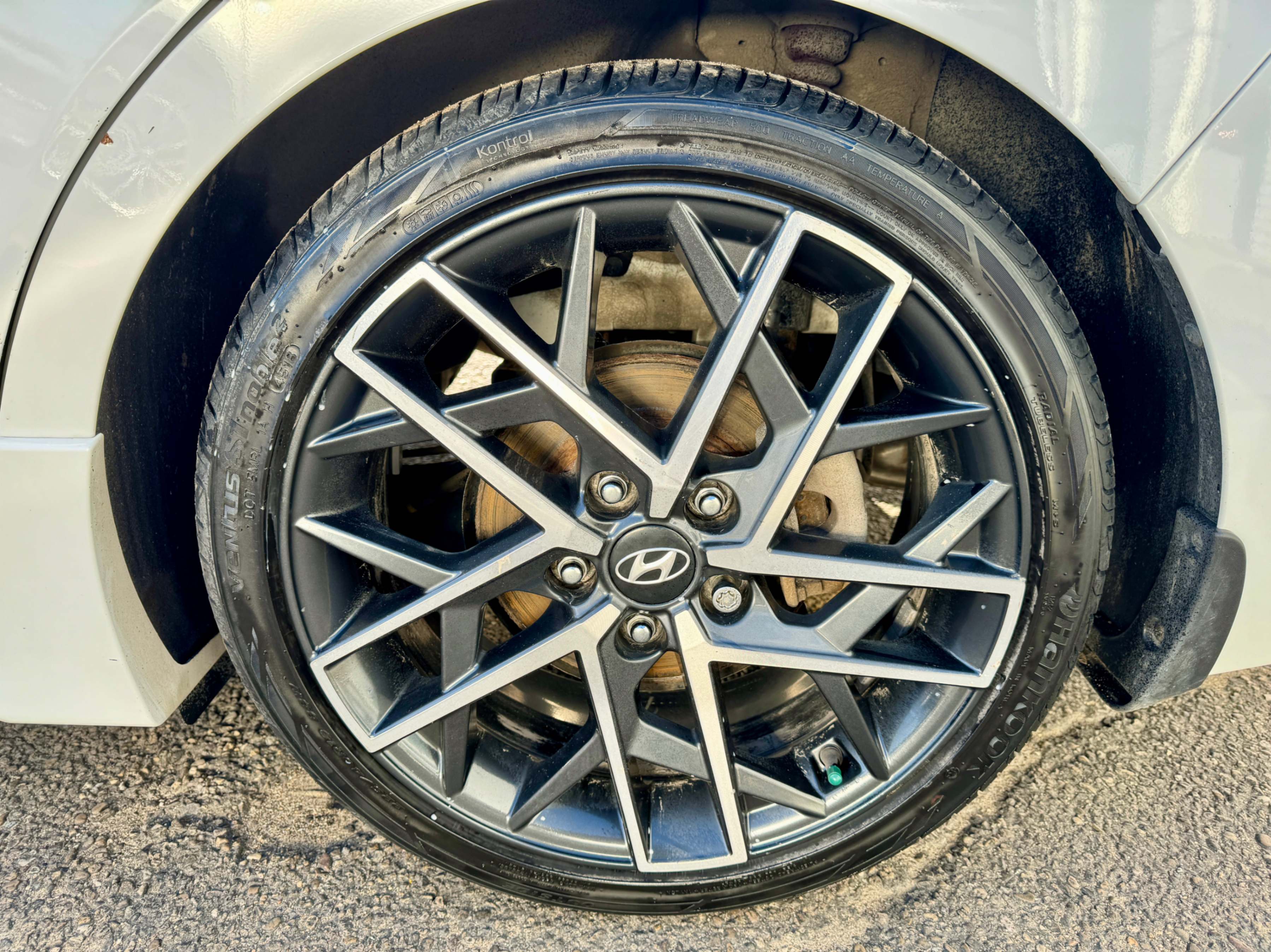 /aiautogroup/2019-Hyundai-Elantra-9089778331764093.jpg