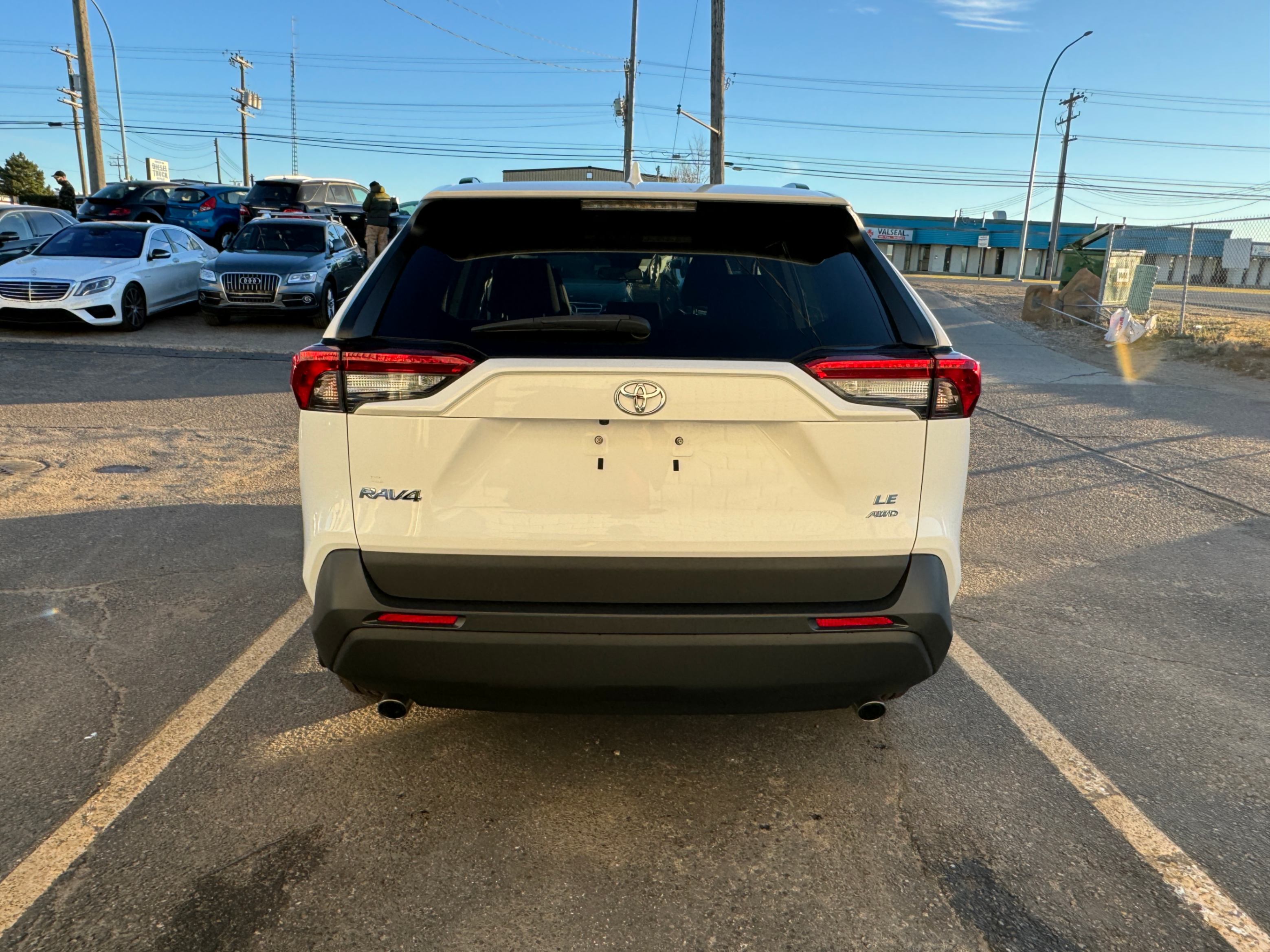/aiautogroup/2019-Toyota-RAV4-8803215422280912.jpg