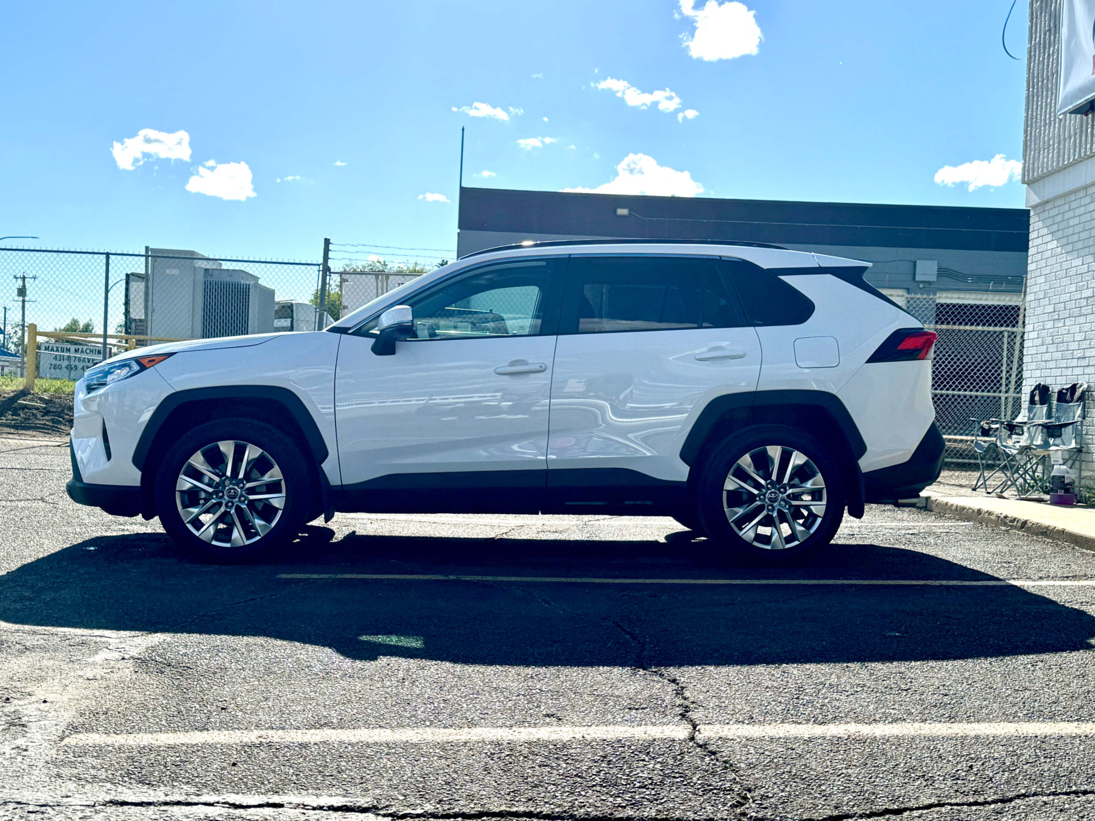 /aiautogroup/2020-Toyota-RAV4-36674920724365734.jpg