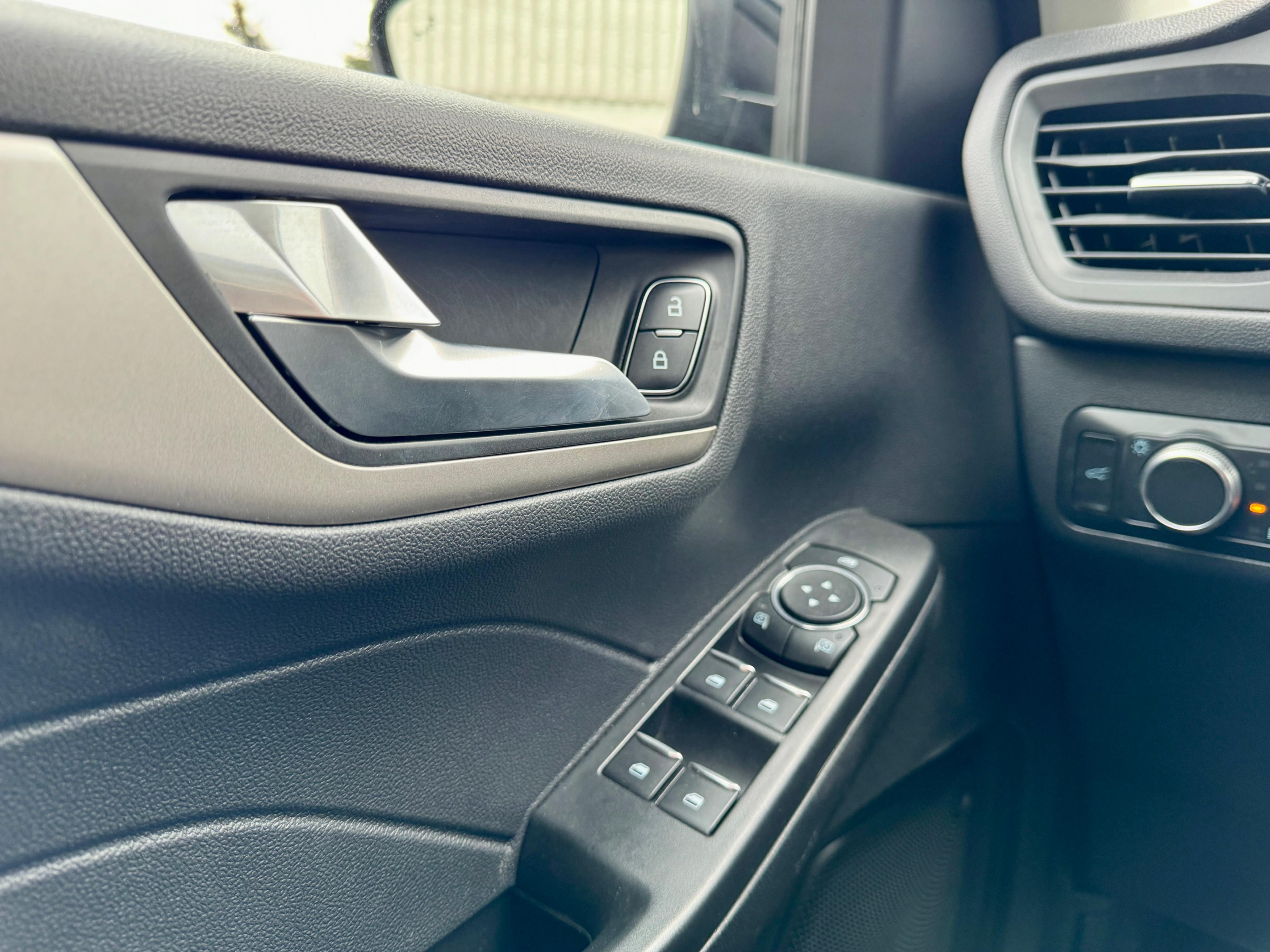 /aiautogroup/2021-Ford-Escape-1864933151080277.jpg