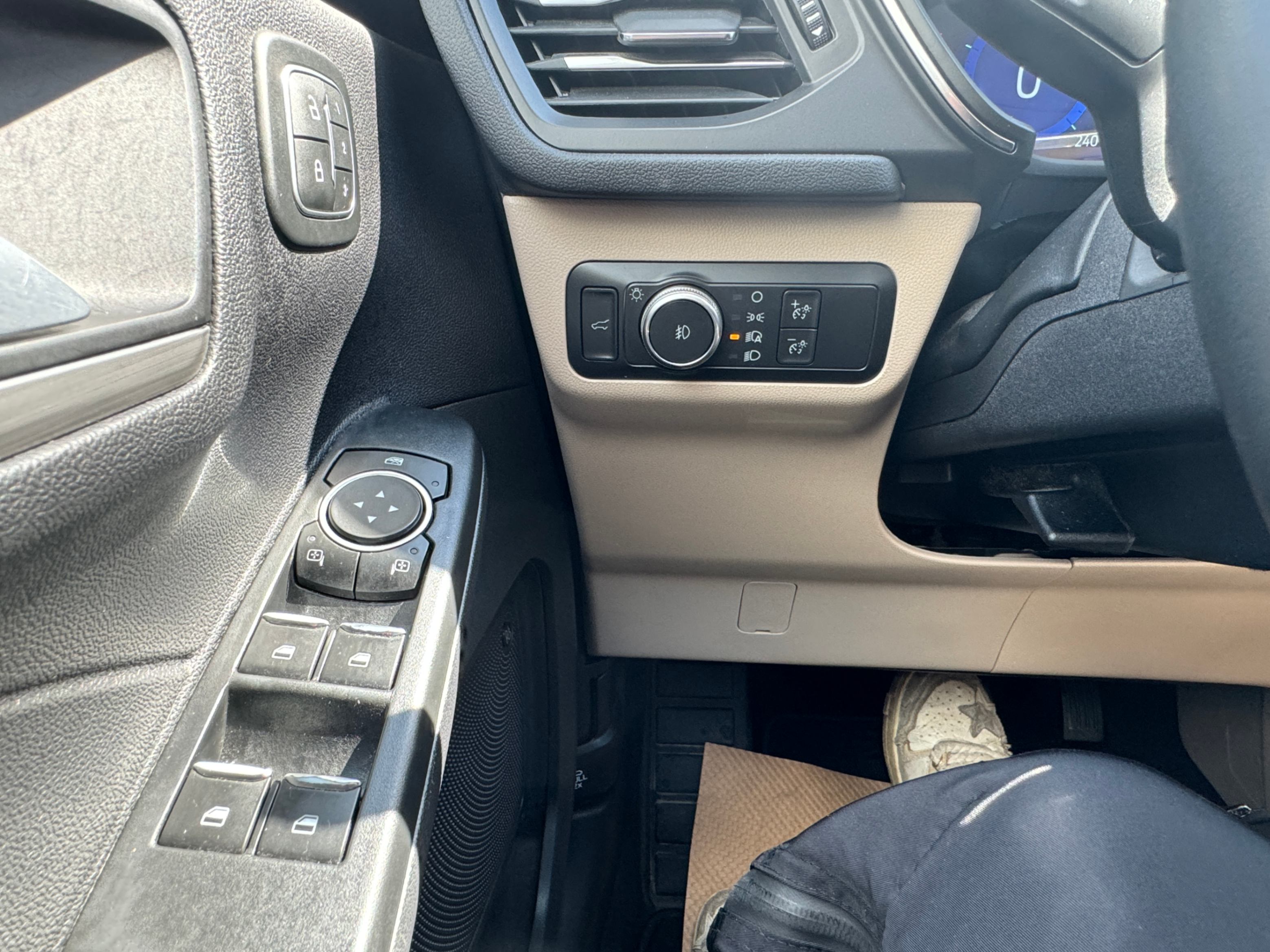 /aiautogroup/2021-Ford-Escape-7215408178497005.jpg