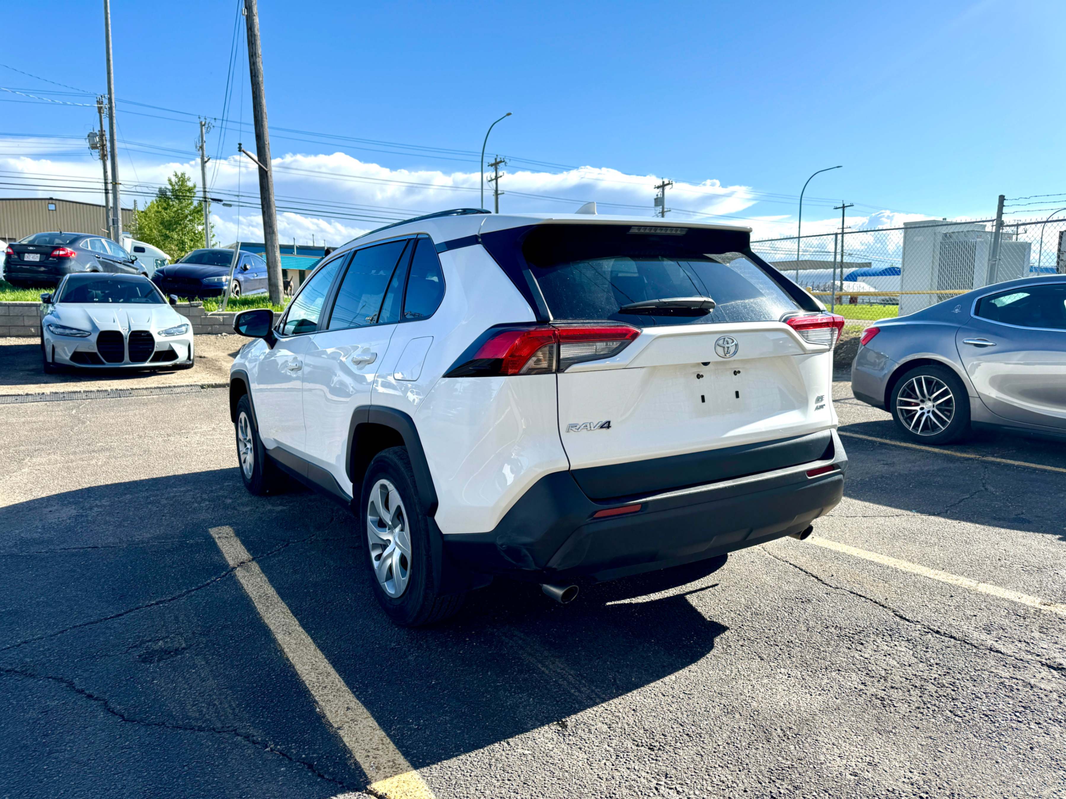 /aiautogroup/2021-Toyota-RAV4-06479656021404545.jpg