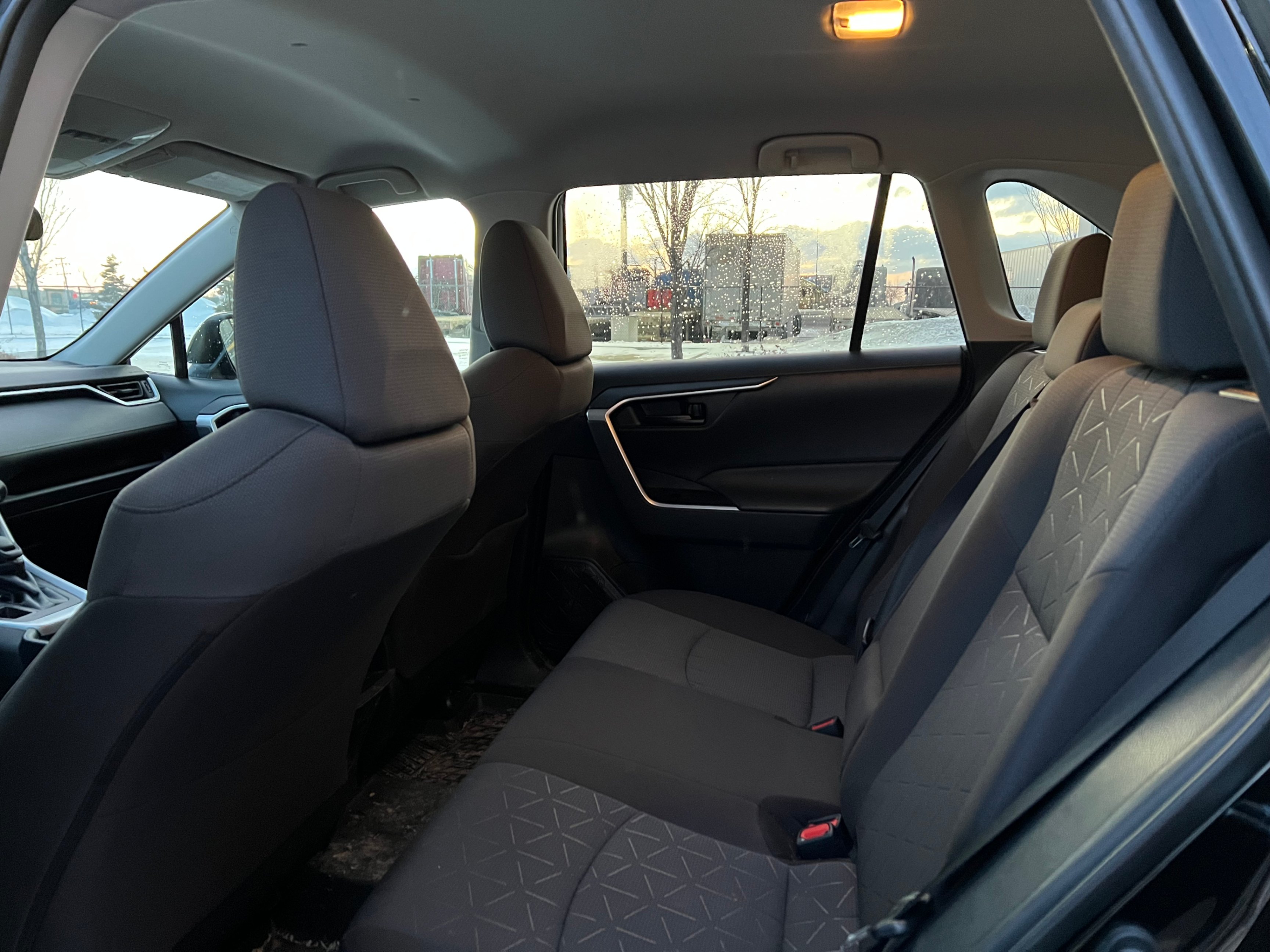 /aiautogroup/2021-Toyota-RAV4-10243588170242846.jpg