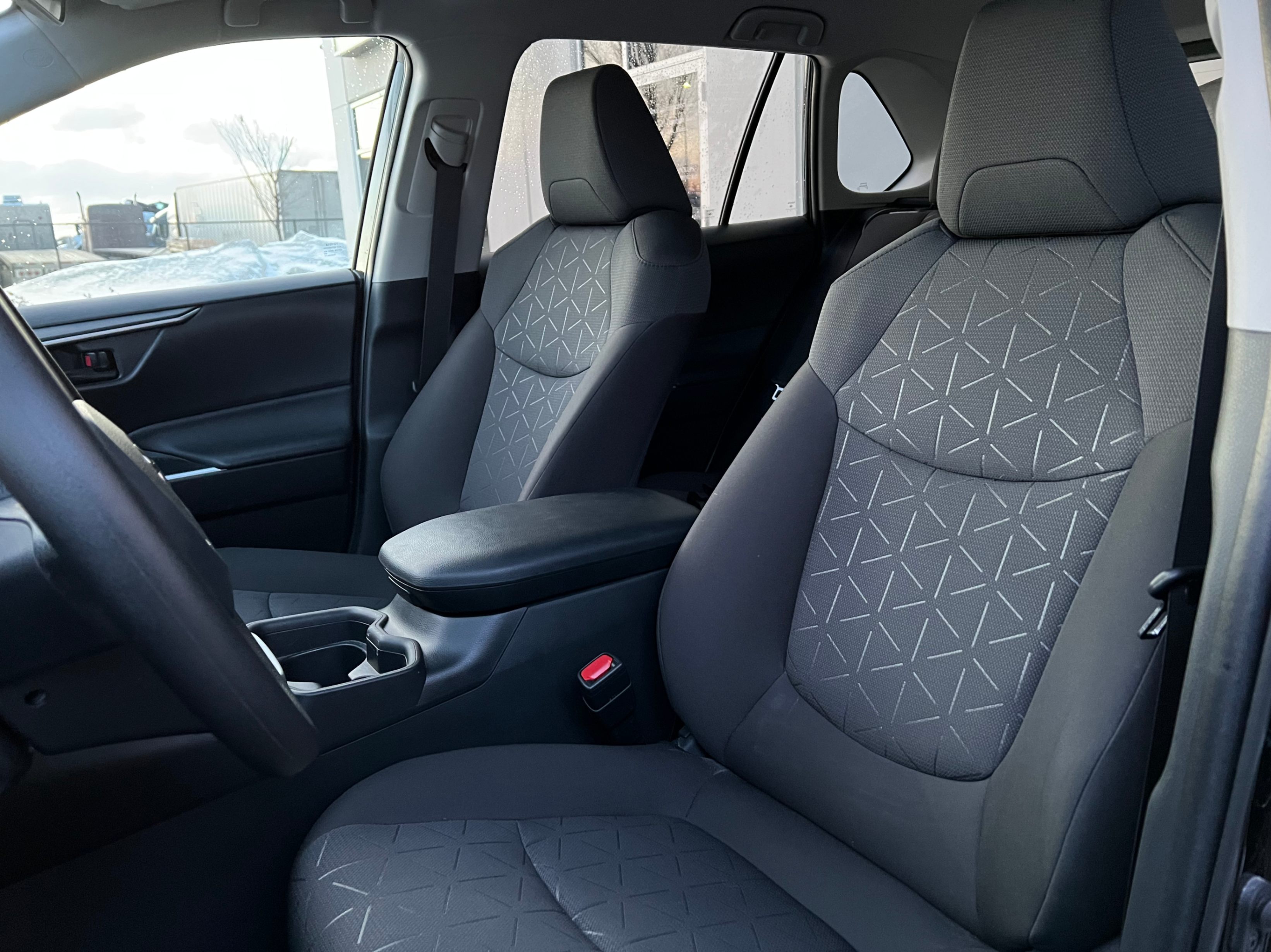 /aiautogroup/2021-Toyota-RAV4-7957645809965765.jpg