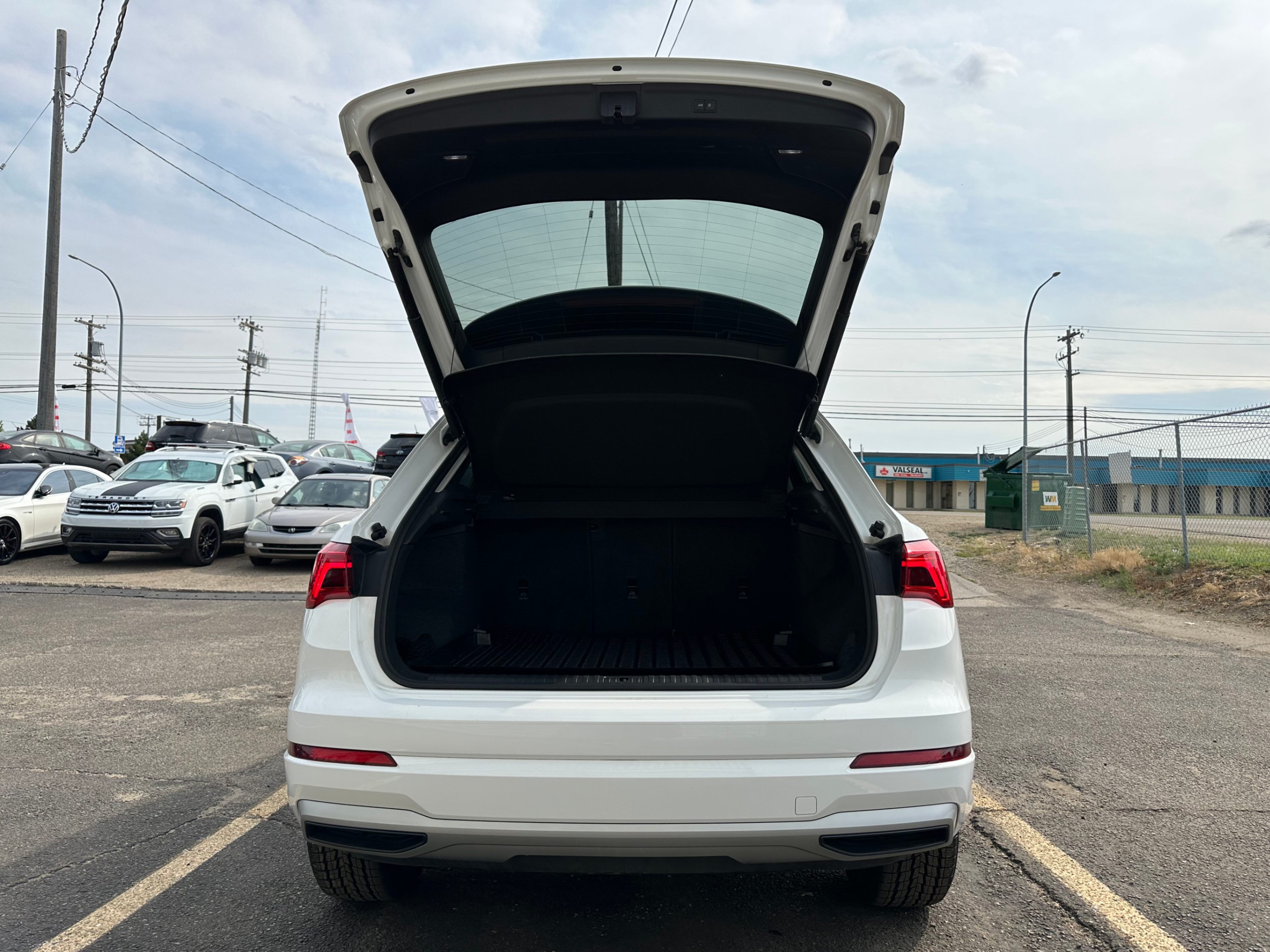 /aiautogroup/2022-Audi-Q3-08650958851651502.jpg
