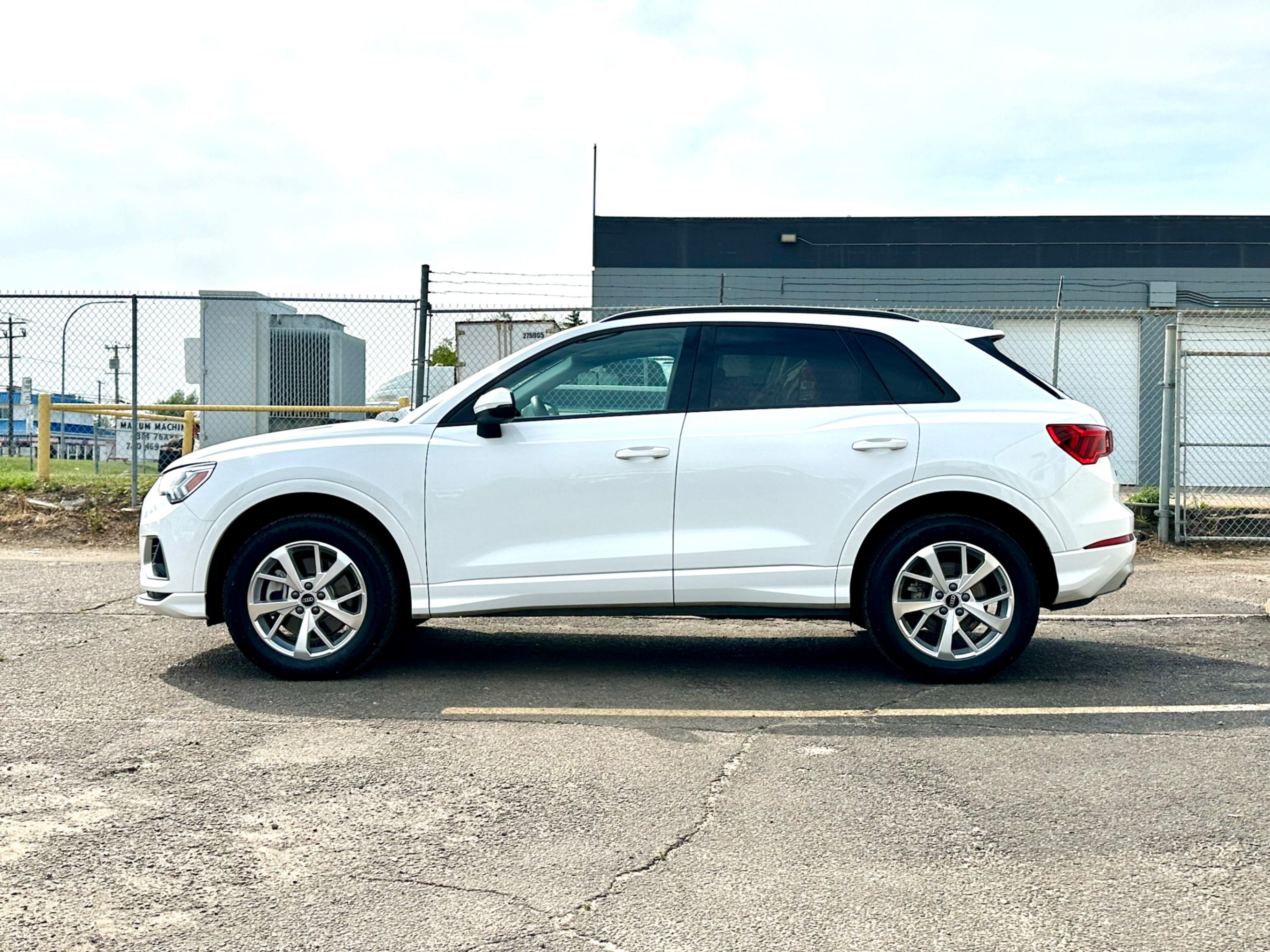 /aiautogroup/2022-Audi-Q3-41949497939104874.jpg