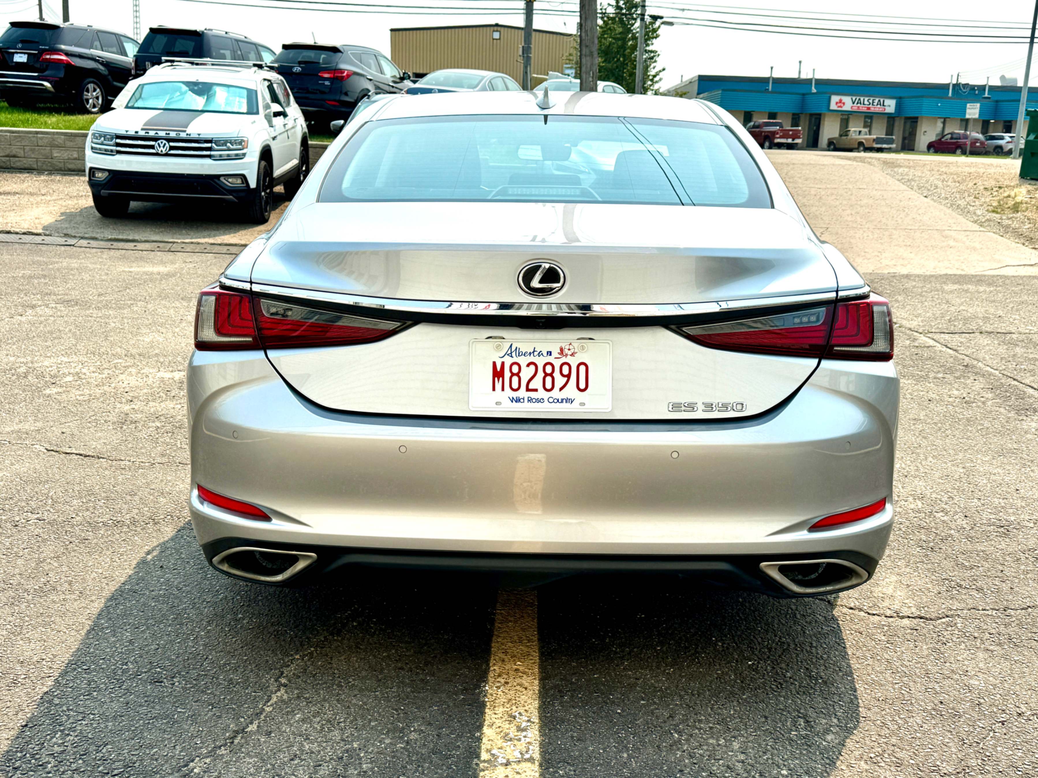 /aiautogroup/2022-Lexus-ES-8319975980174832.jpg