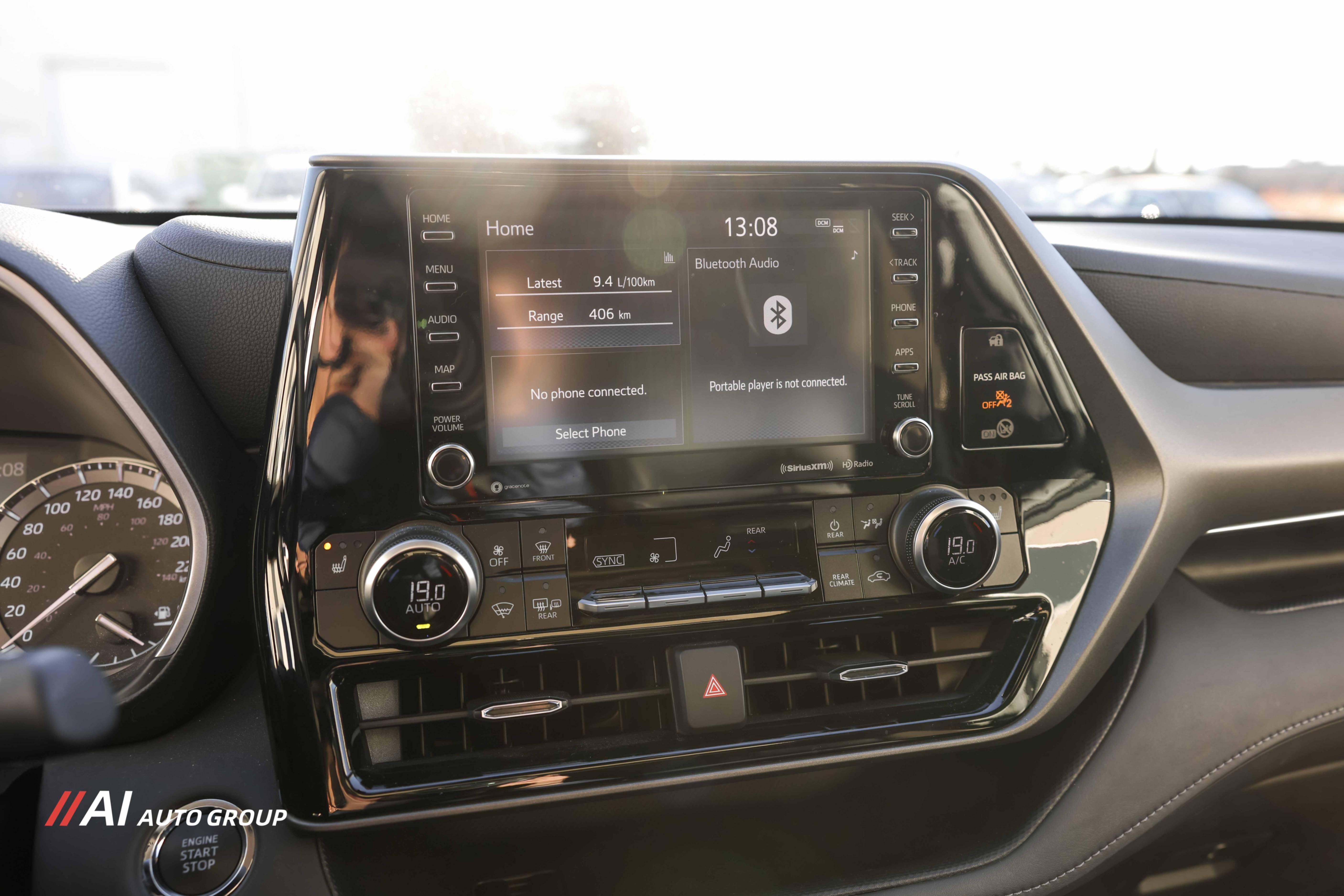 /aiautogroup/2022-Toyota-Highlander-014840537813557209.jpg