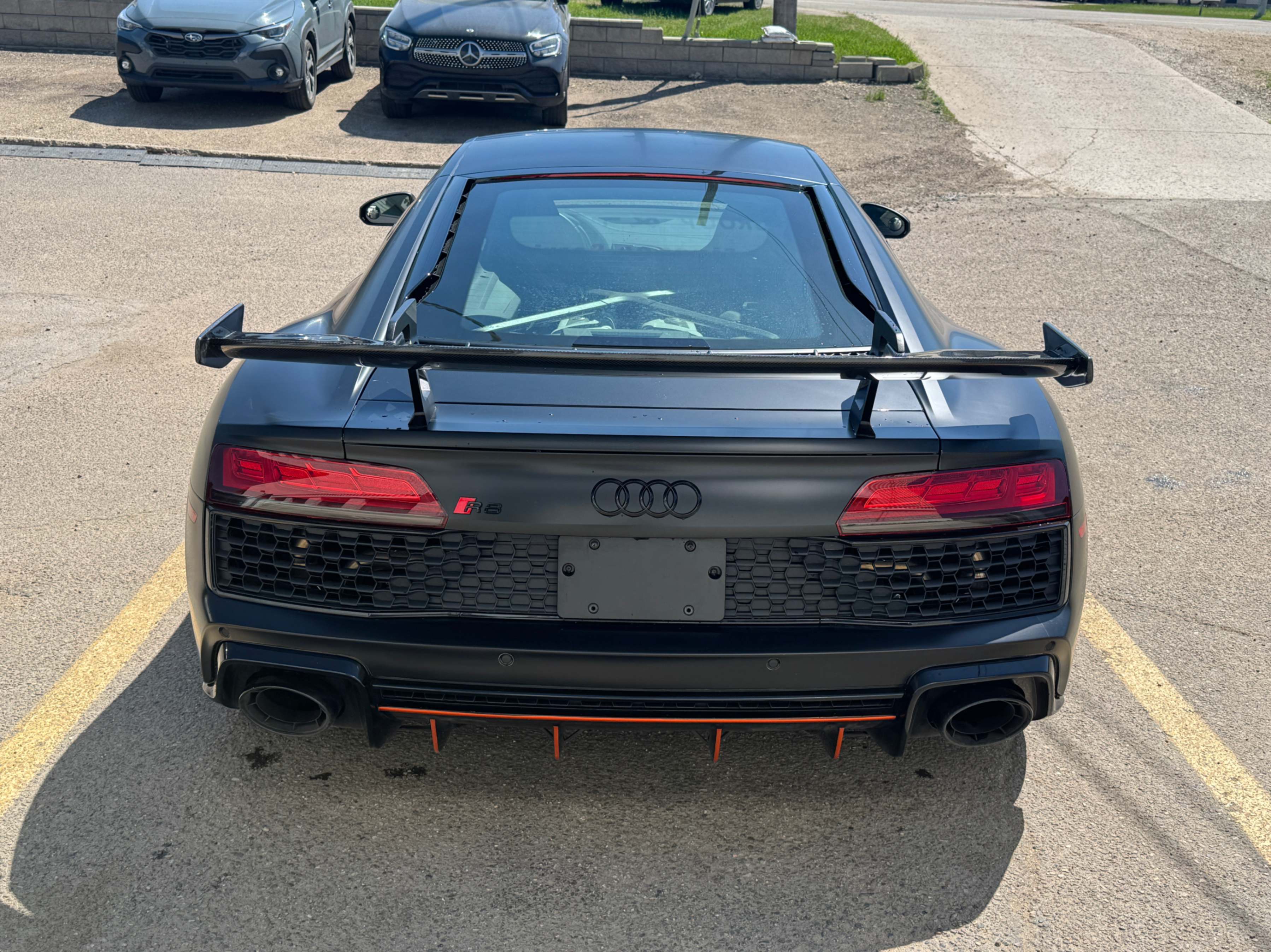 /aiautogroup/2023-Audi-R8-7841698215081616.jpg