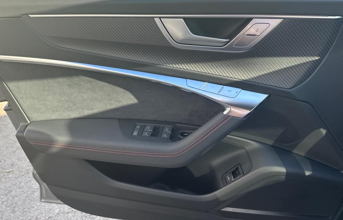/aiautogroup/2023-Audi-RS6-09527961898538129.jpg