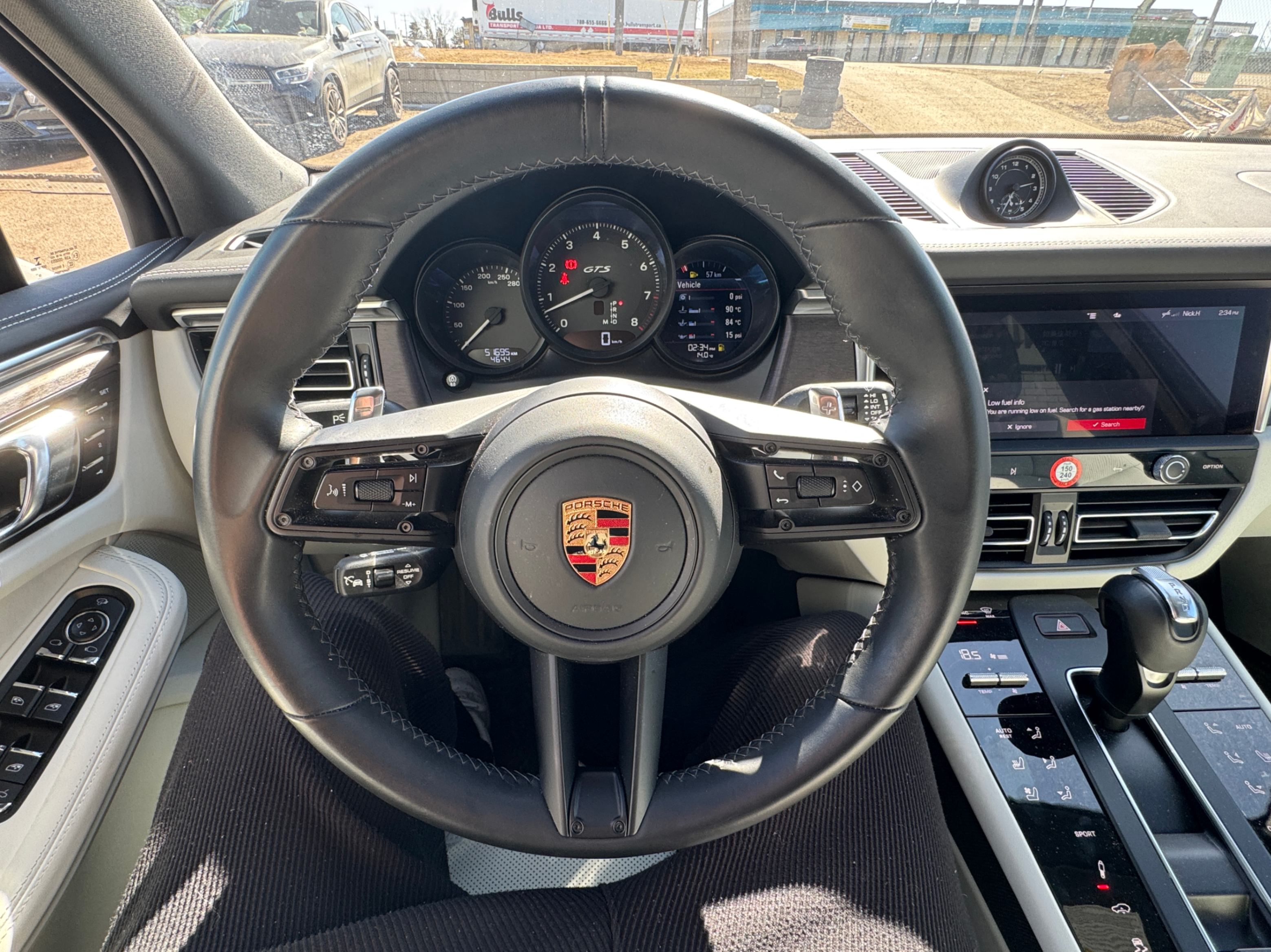 /aiautogroup/2023-Porsche-Macan-42885323376255524.jpg