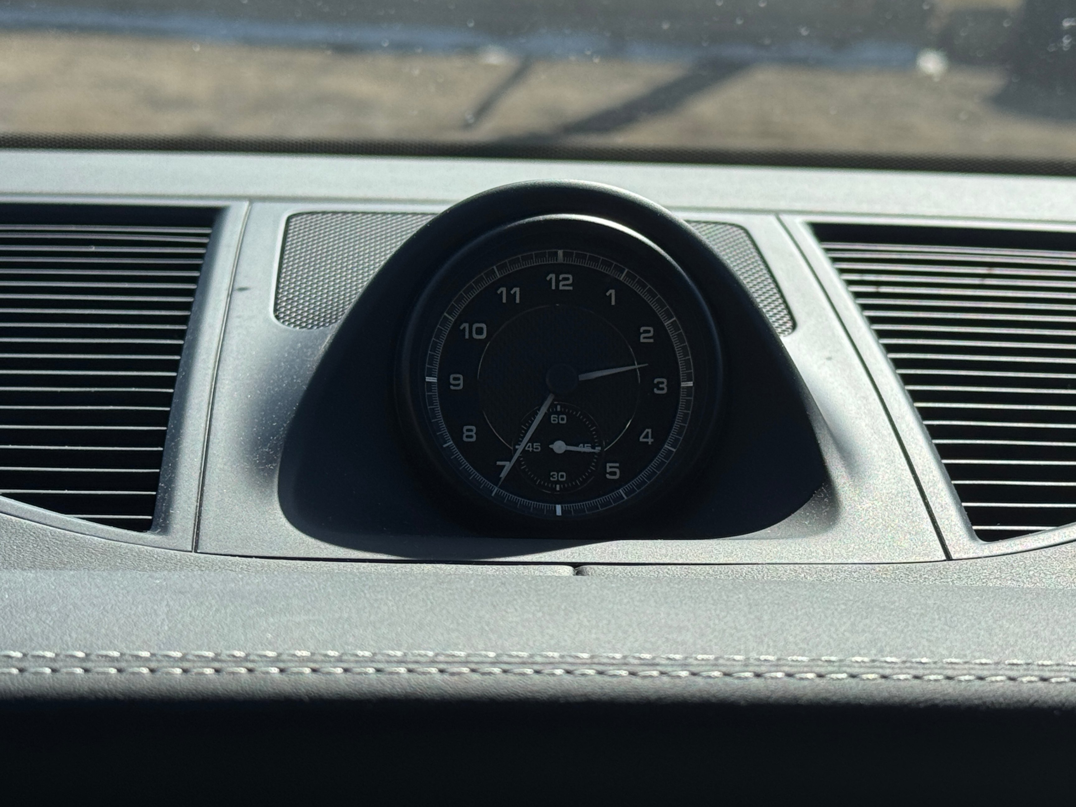 /aiautogroup/2023-Porsche-Macan-9036518263009037.jpg
