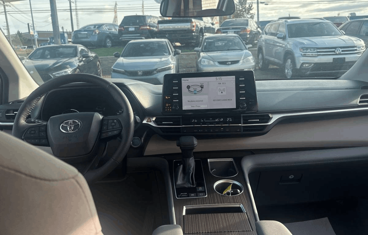 /aiautogroup/2024-TOYOTA-SIENNA-9743183301291707.jpg
