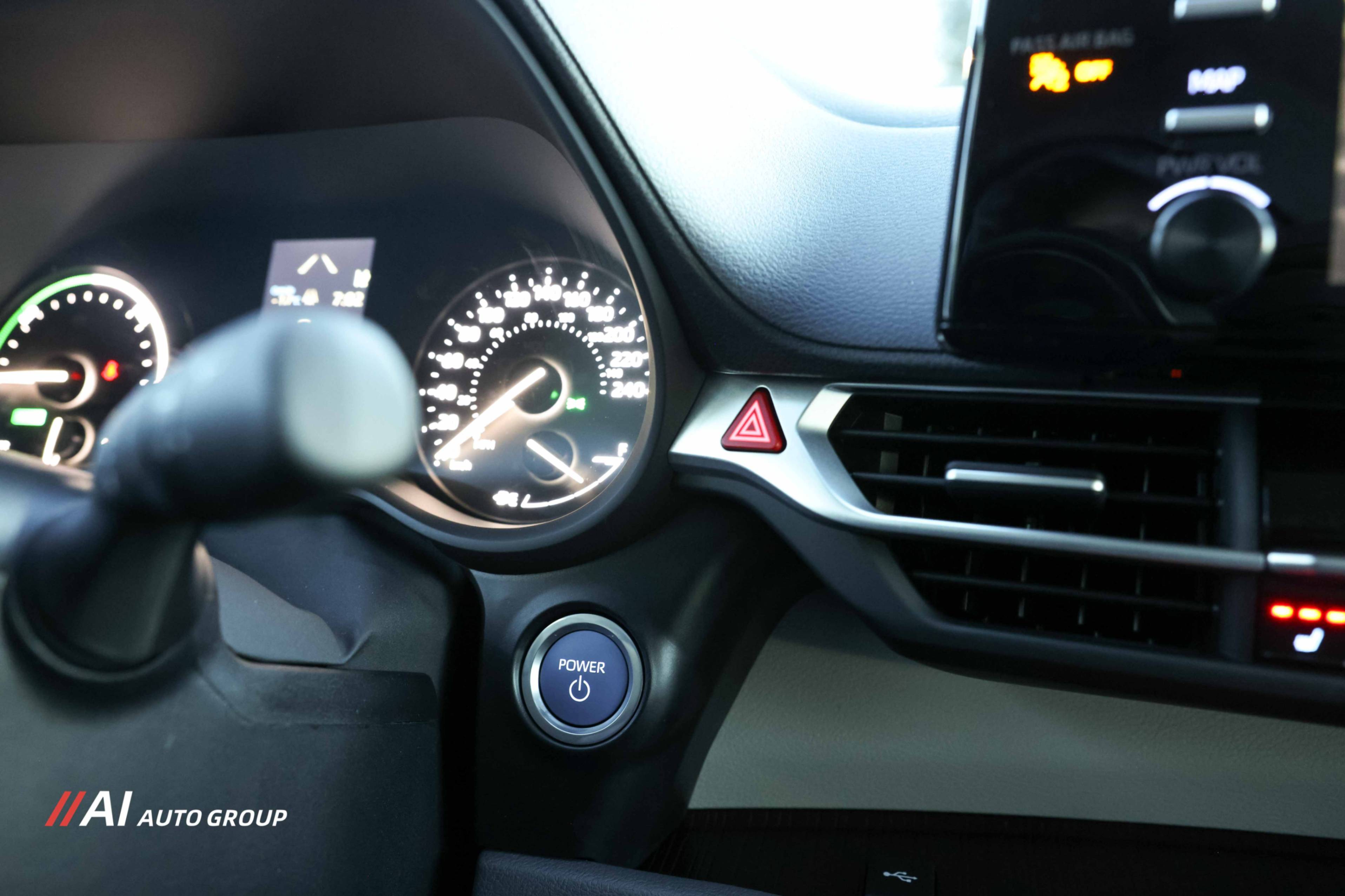 /aiautogroup/2024-Toyota-Sienna-5067636984084778.jpg