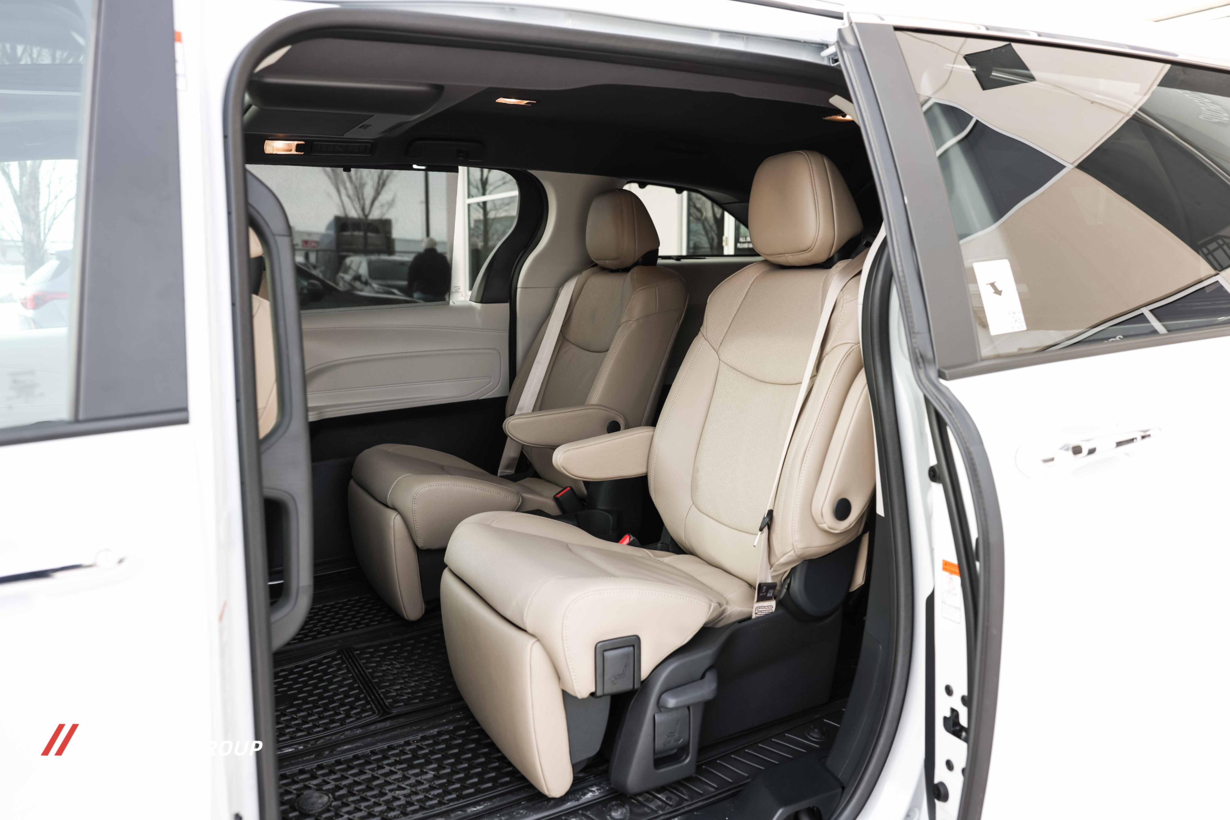 /aiautogroup/2024-Toyota-Sienna-8865046620393204.jpg
