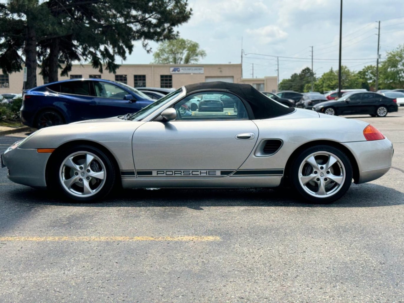 /akmautomotiveltd/2002-Porsche-Boxster-8026062392638242.jpg