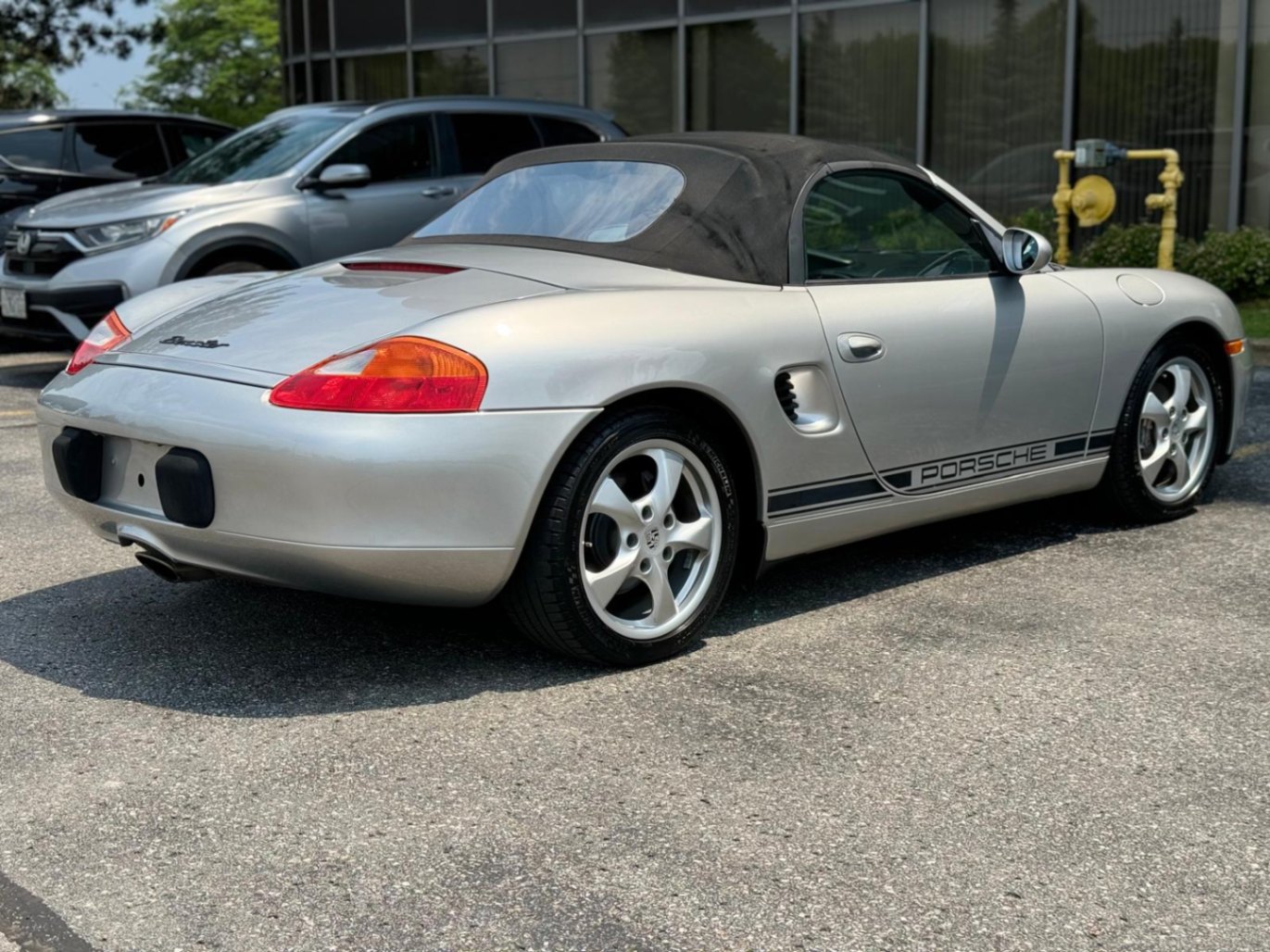 /akmautomotiveltd/2002-Porsche-Boxster-9565445220332307.jpg