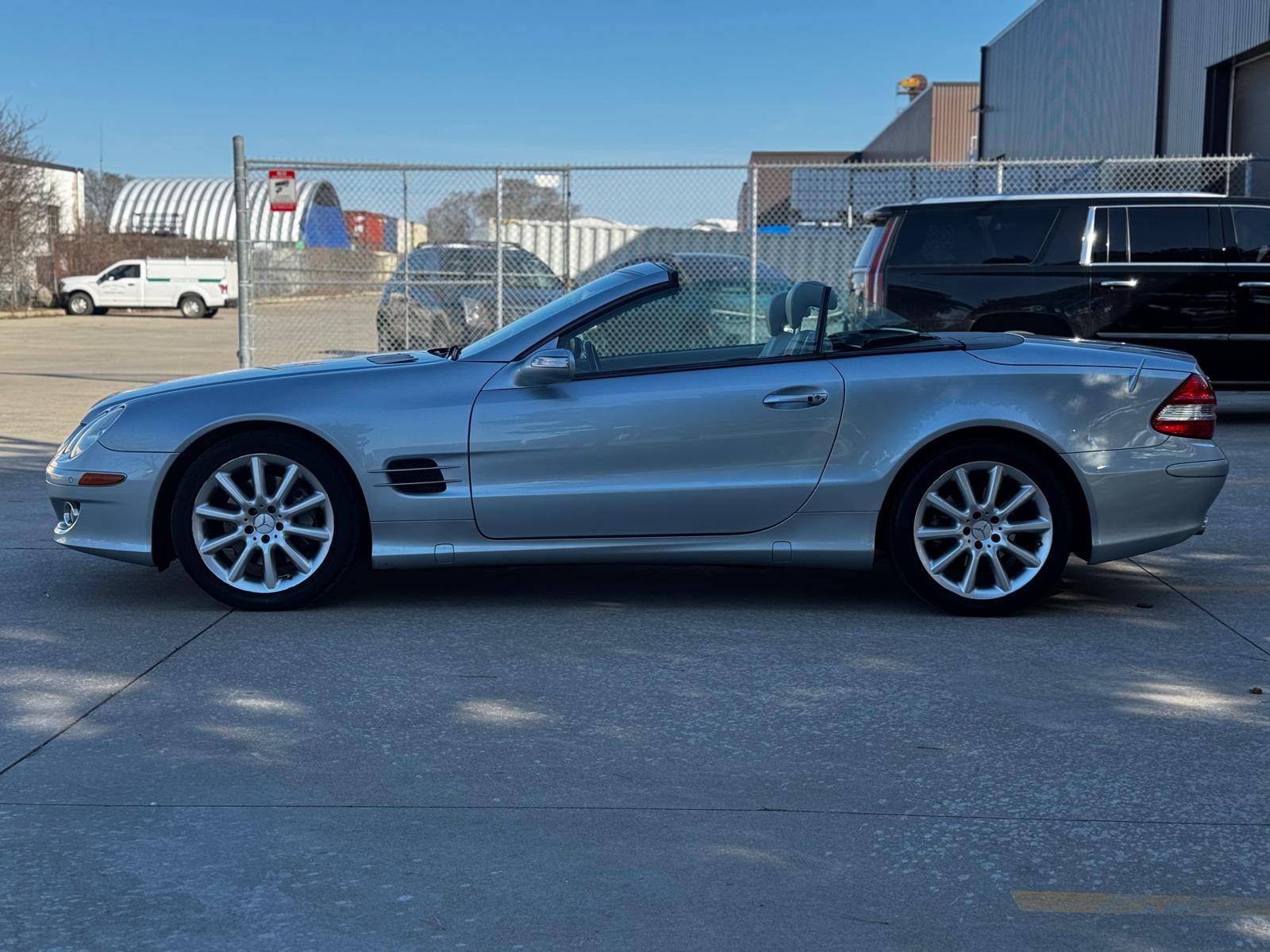 /akmautomotiveltd/2007-Mercedes-Benz-SL-Class-16460073275213527.jpg