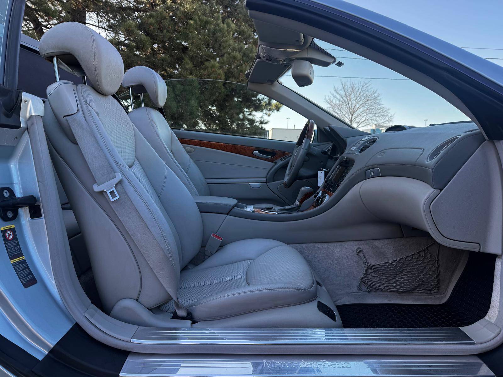 /akmautomotiveltd/2007-Mercedes-Benz-SL-Class-20869490369978405.jpg