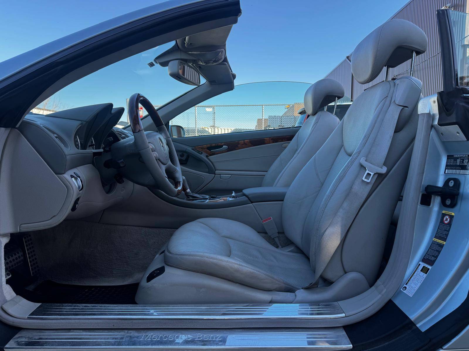 /akmautomotiveltd/2007-Mercedes-Benz-SL-Class-6998996662286701.jpg