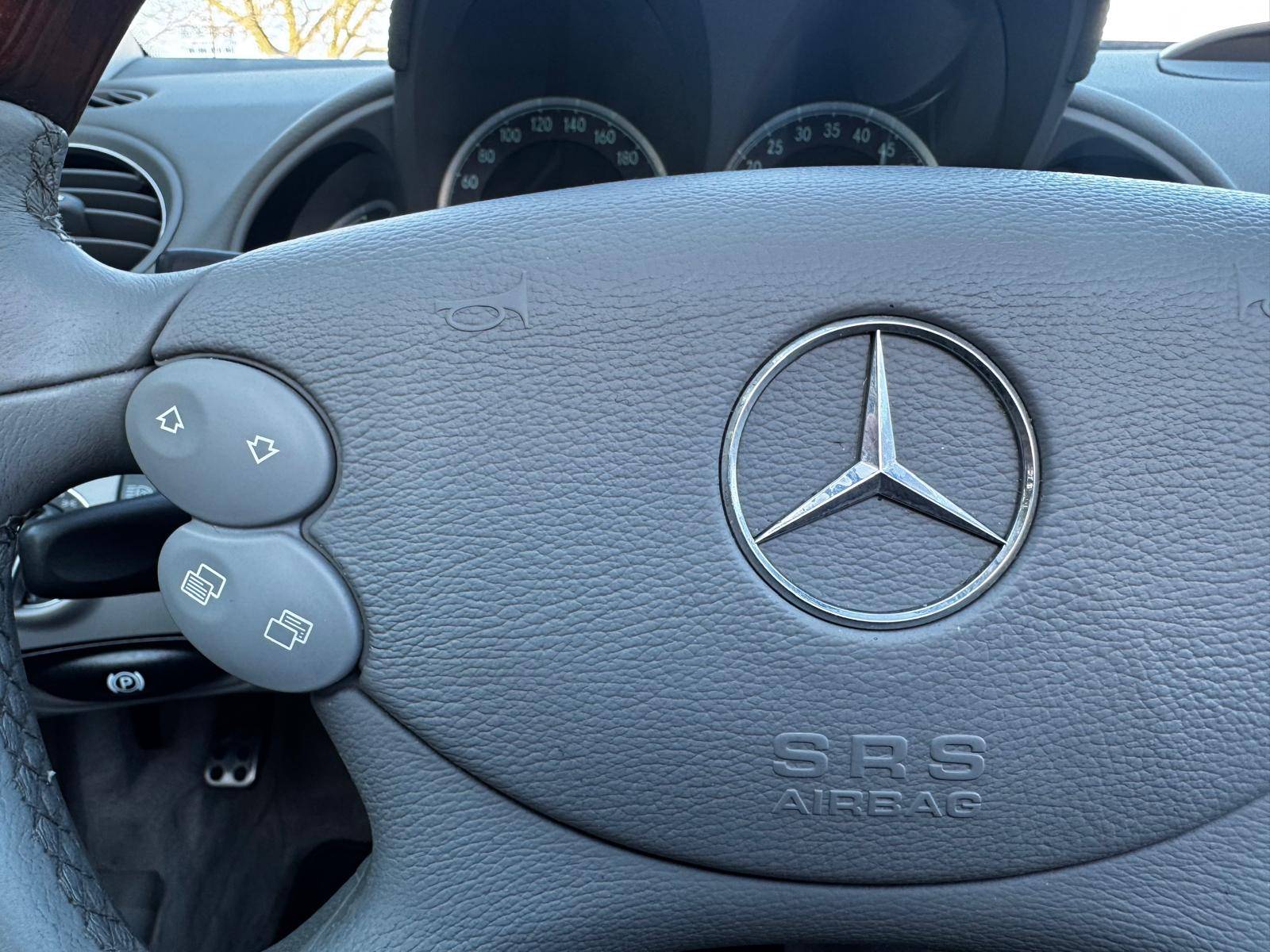 /akmautomotiveltd/2007-Mercedes-Benz-SL-Class-8853525347203199.jpg