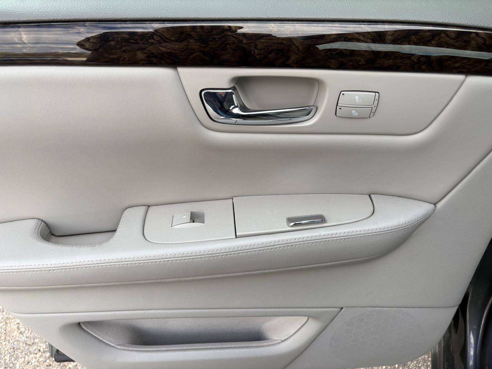 /akmautomotiveltd/2008-Cadillac-DTS-26129223279014546.jpg