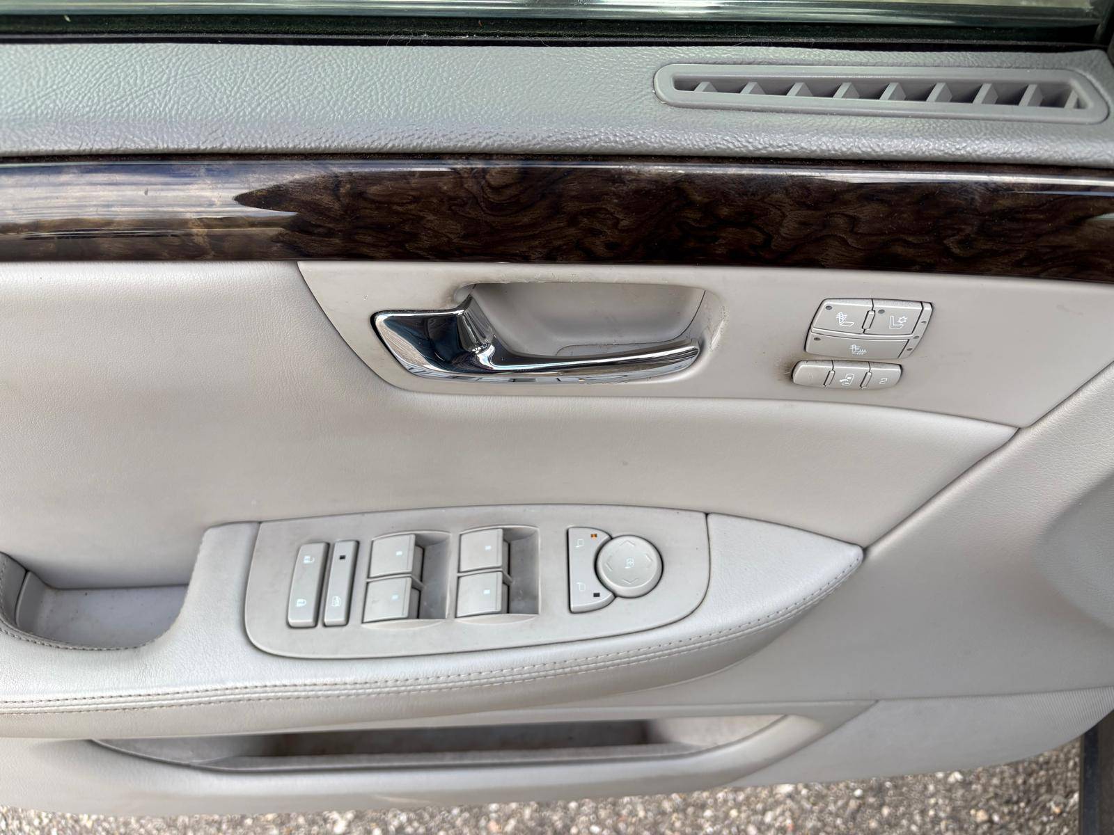 /akmautomotiveltd/2008-Cadillac-DTS-6259838844840138.jpg