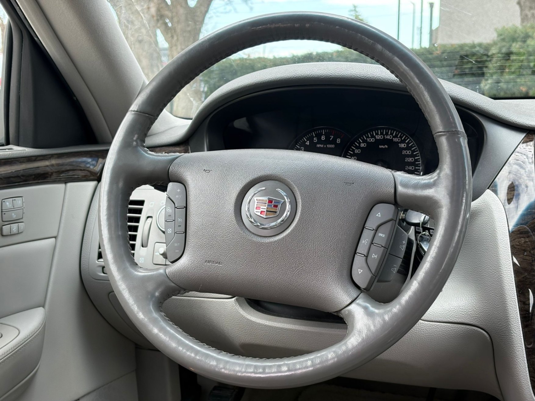 /akmautomotiveltd/2008-Cadillac-DTS-8738917791000842.jpg