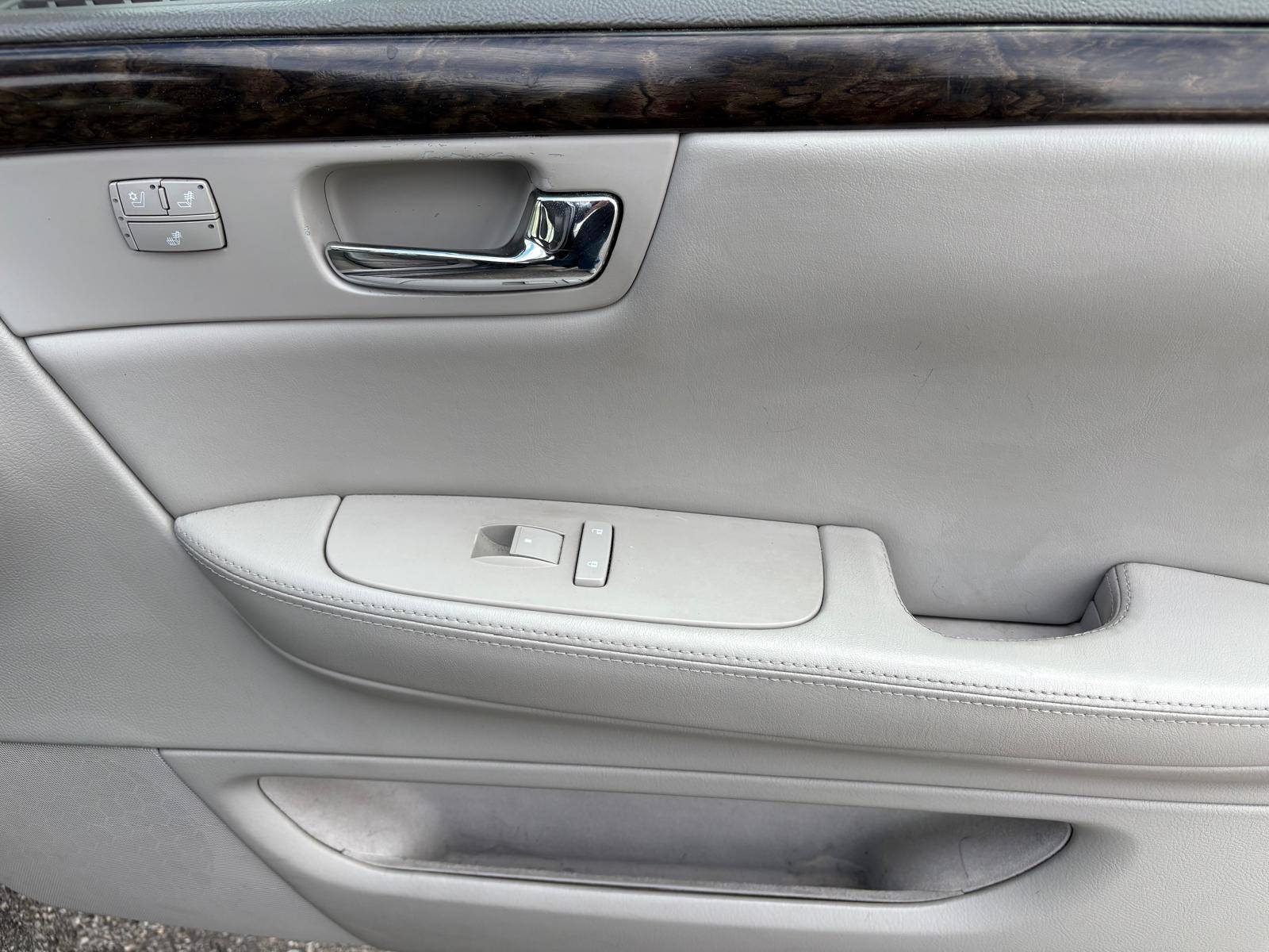 /akmautomotiveltd/2008-Cadillac-DTS-9298914487603771.jpg