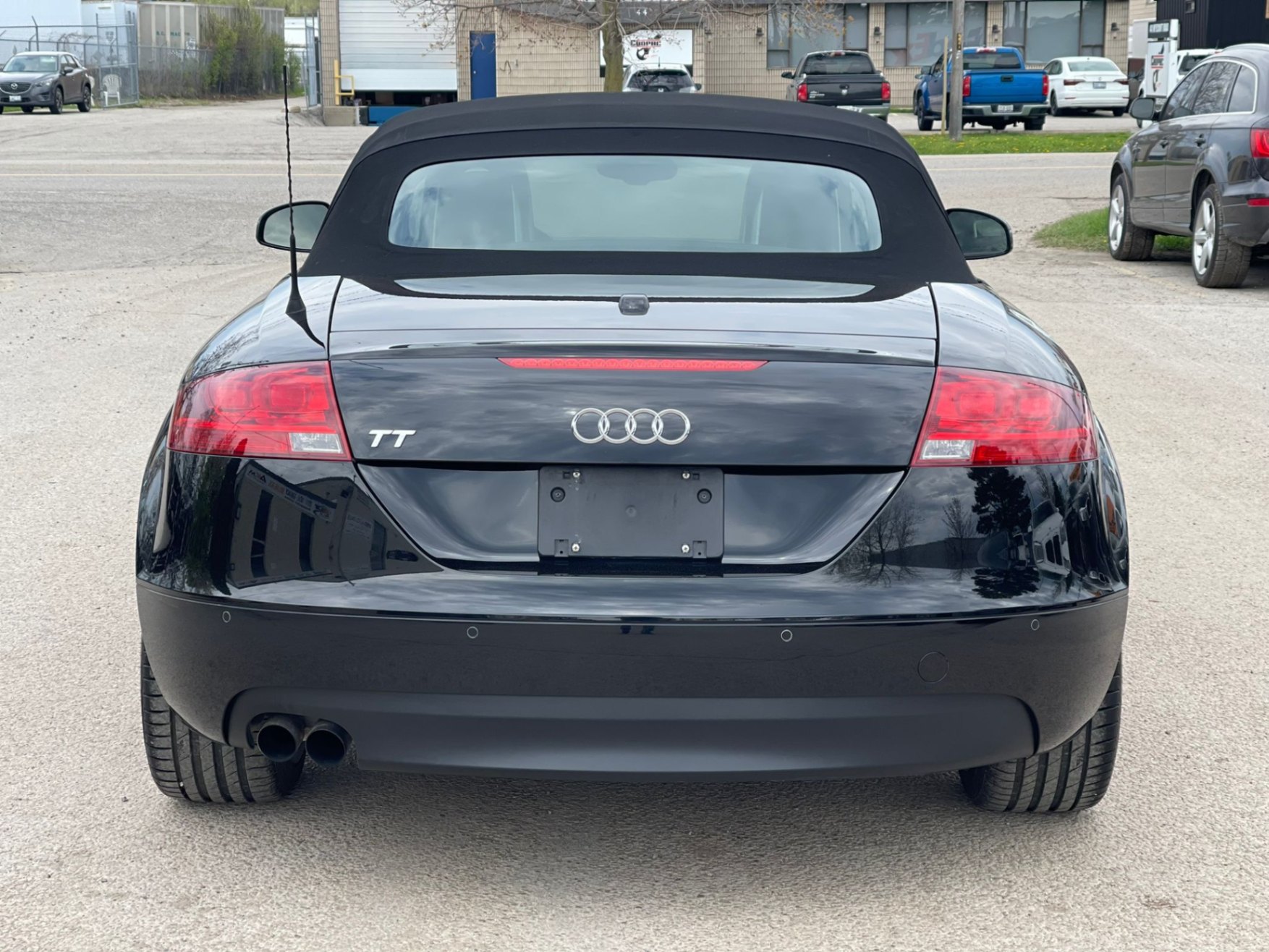 /akmautomotiveltd/2009-Audi-TT-8755195106268285.jpg