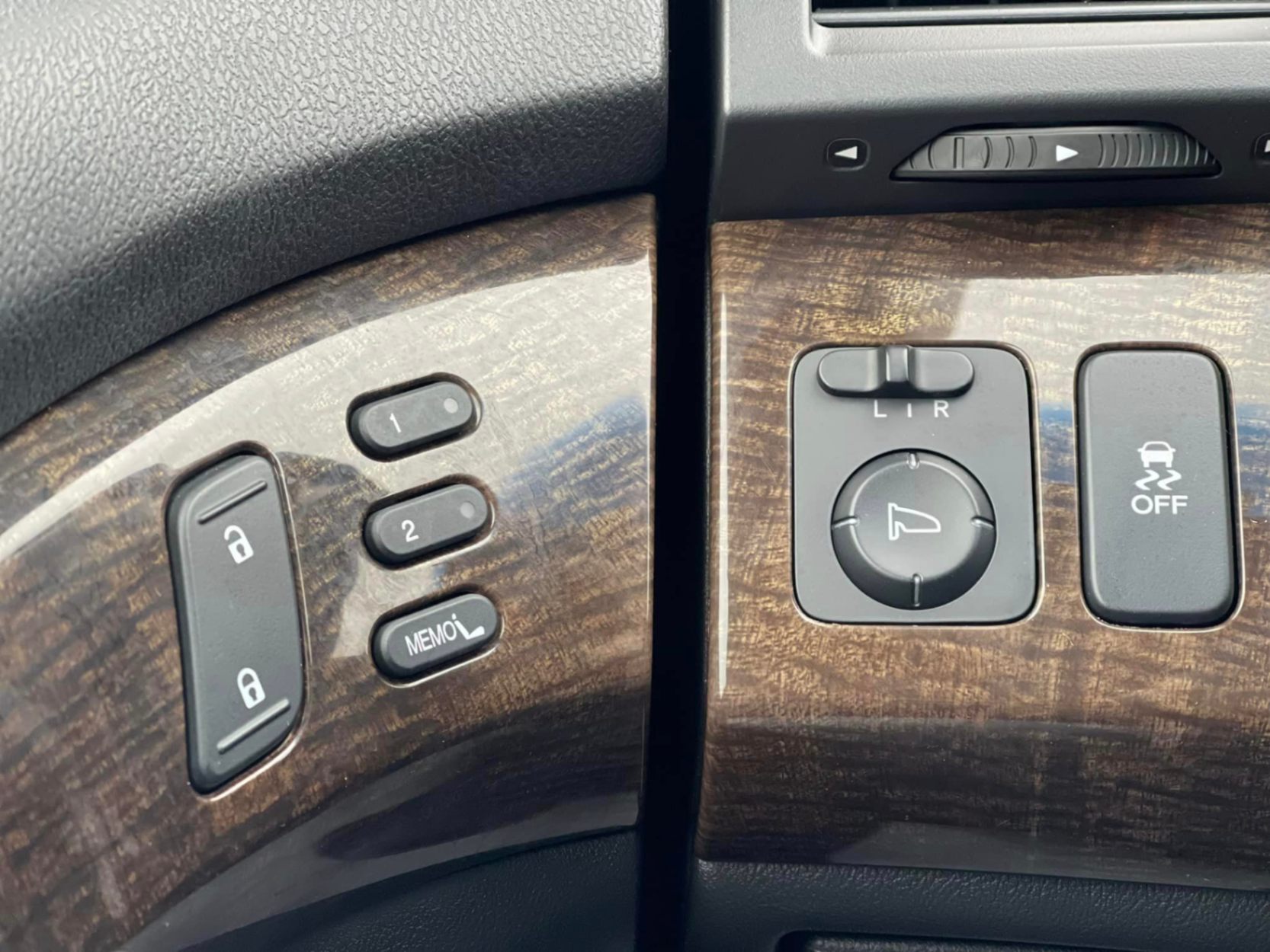 /akmautomotiveltd/2011-Acura-MDX-7700499064657127.jpg